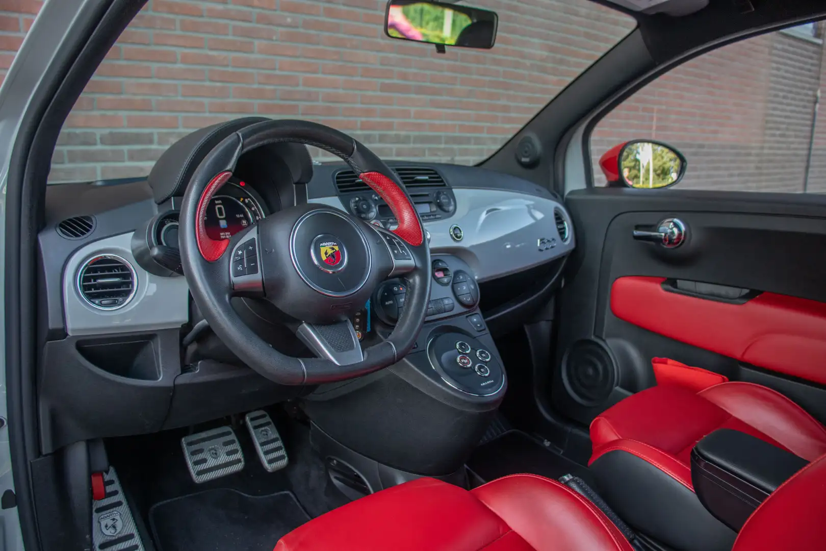 Fiat 500 Abarth 1.4 T-Jet 160pk MTA Turismo, Interscope, Leder, PD Gris - 2