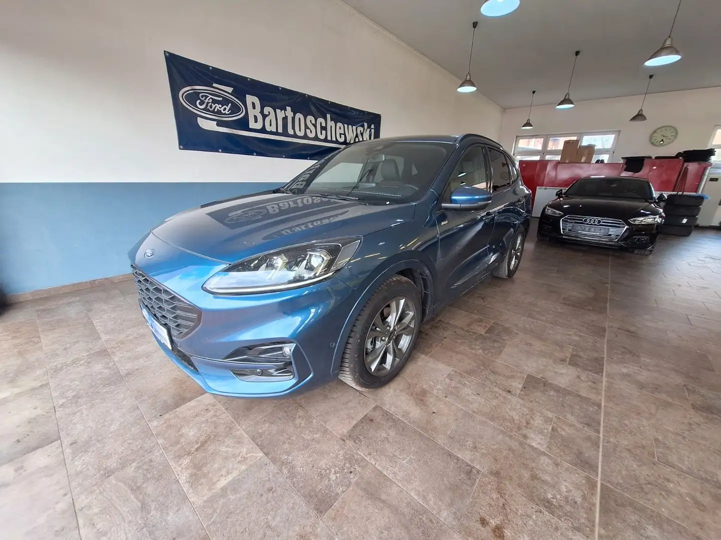 Ford Kuga ST-Line X Bleu - 1