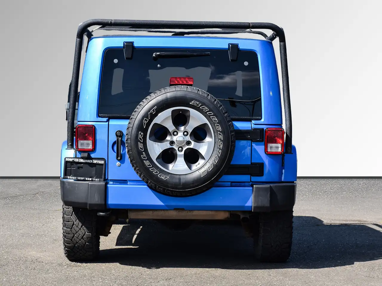 Jeep Wrangler снимка Jeep Wrangler