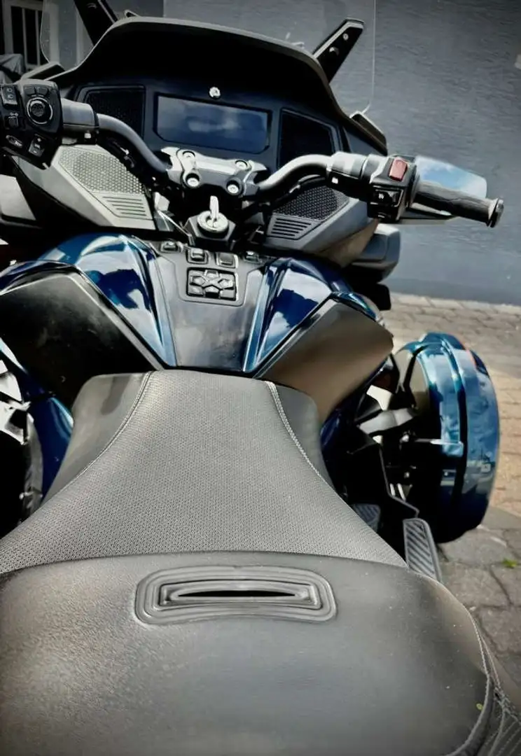 Can-Am Spyder RT CNN Limited Edition Albastru - 2