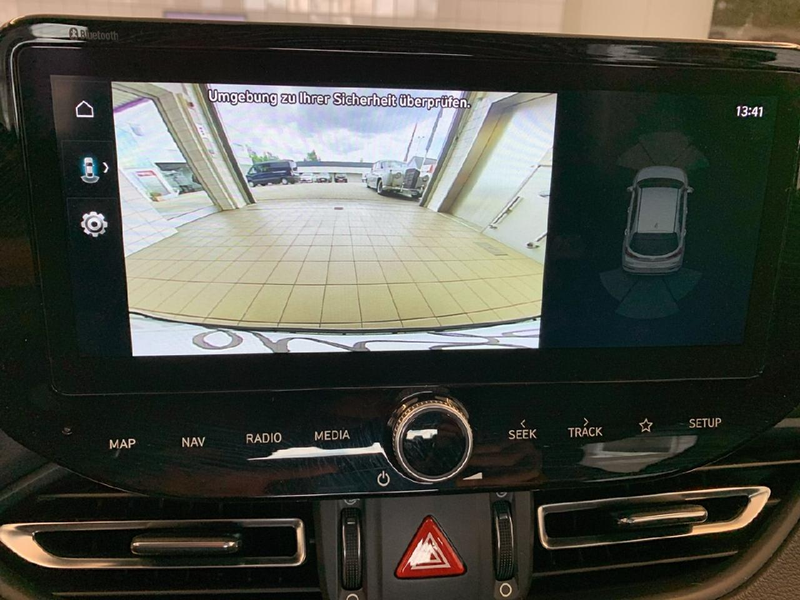 Hyundai i30 Intro Edition Mild-Hybr,KLIMA,NAVI,LED,SH,CARPLAY, — photo 9
