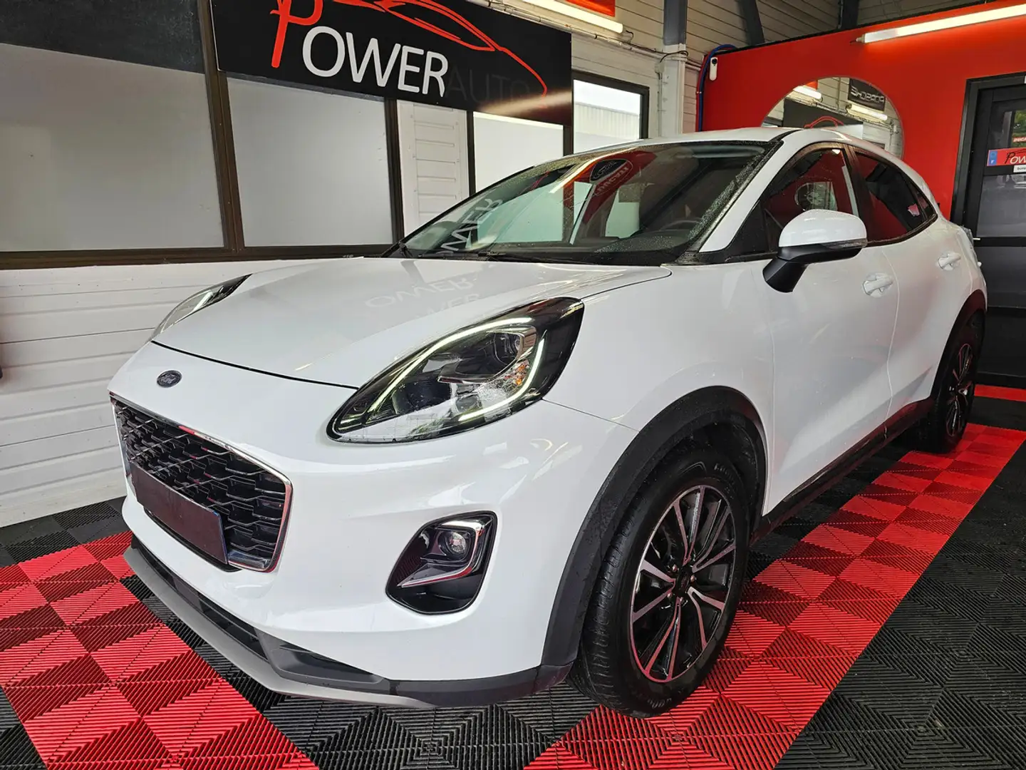 Ford Puma 1.0 scti 47020 KMS Blanc - 1