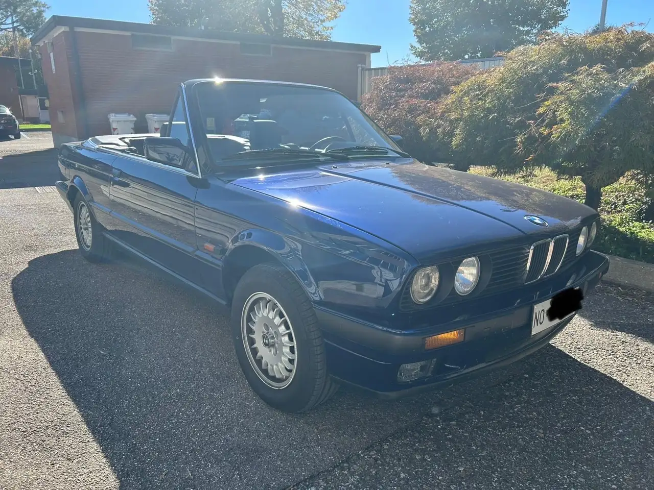 BMW 320i Cabrio L ASI e CRS, foto 1
