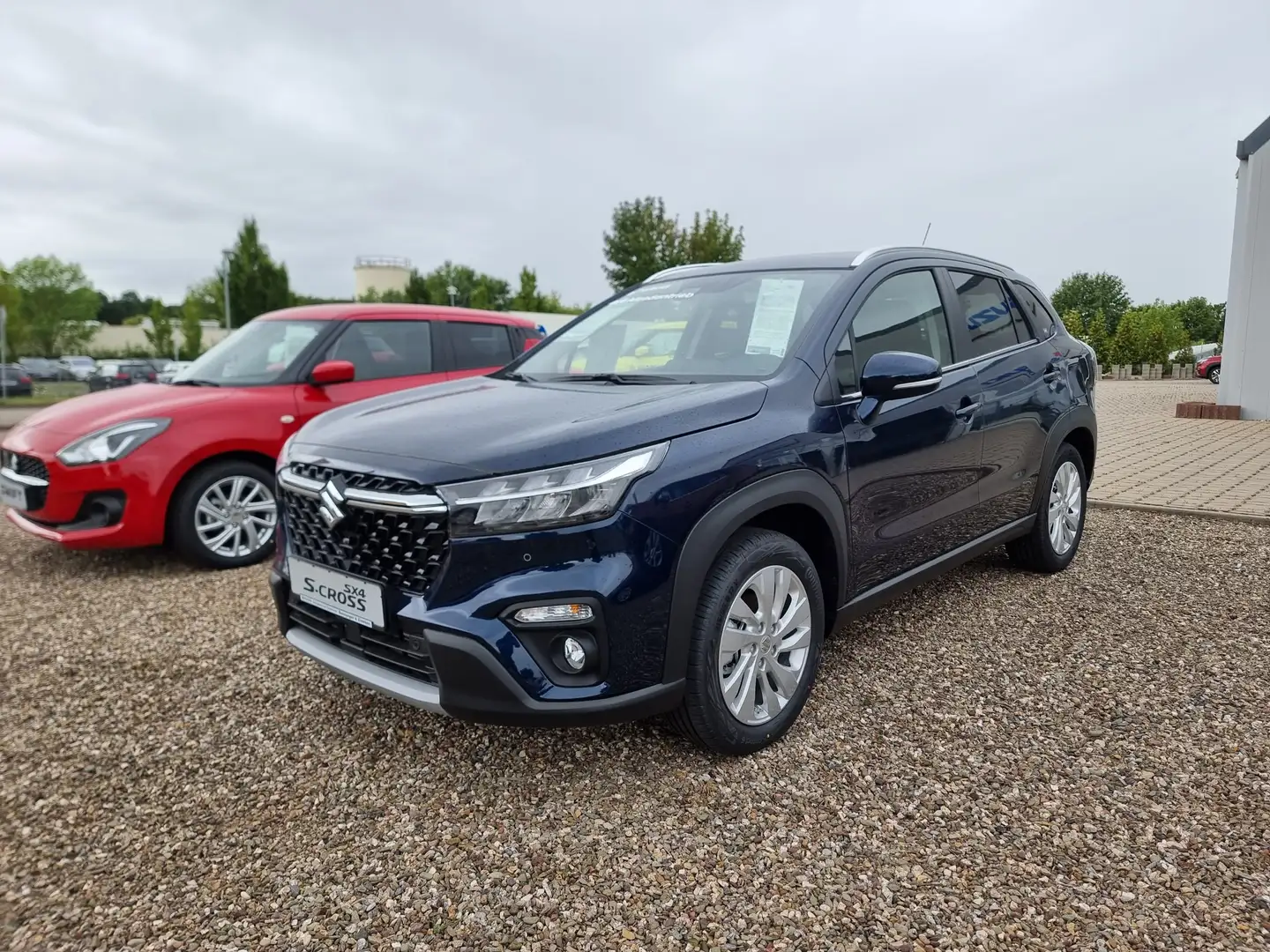 Suzuki S-Cross 1.5 Dualjet Hybrid AGS Comfort Bleu - 1