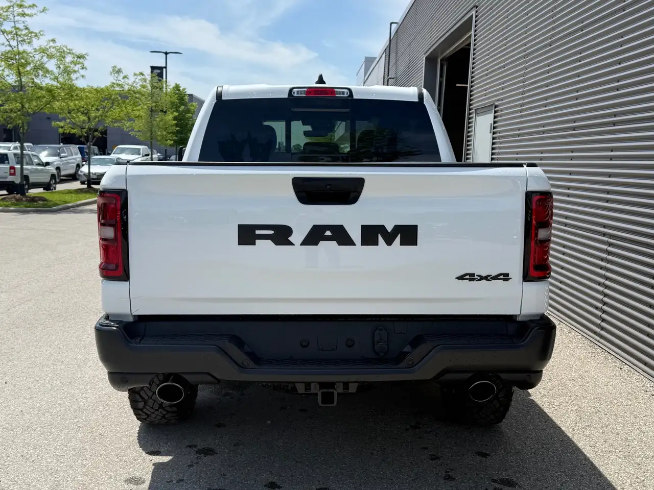 RAM 1500 снимка RAM 1500