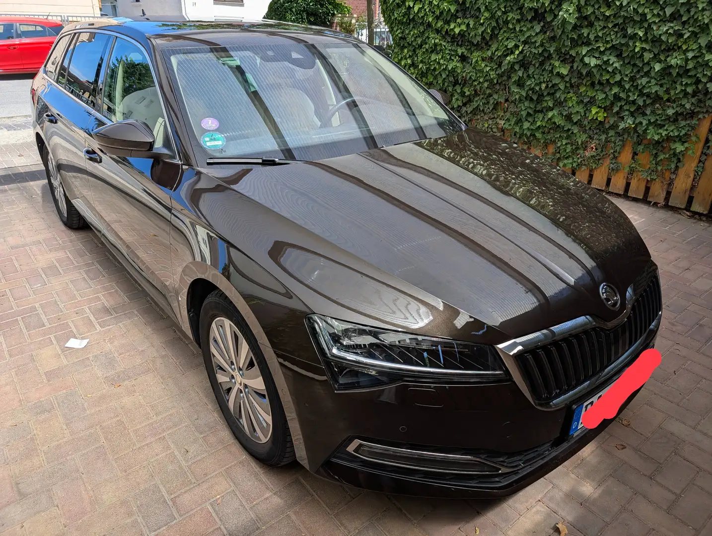 Skoda Superb Superb Combi 2.0 TSI 4x4 DSGStyle Braun - 1