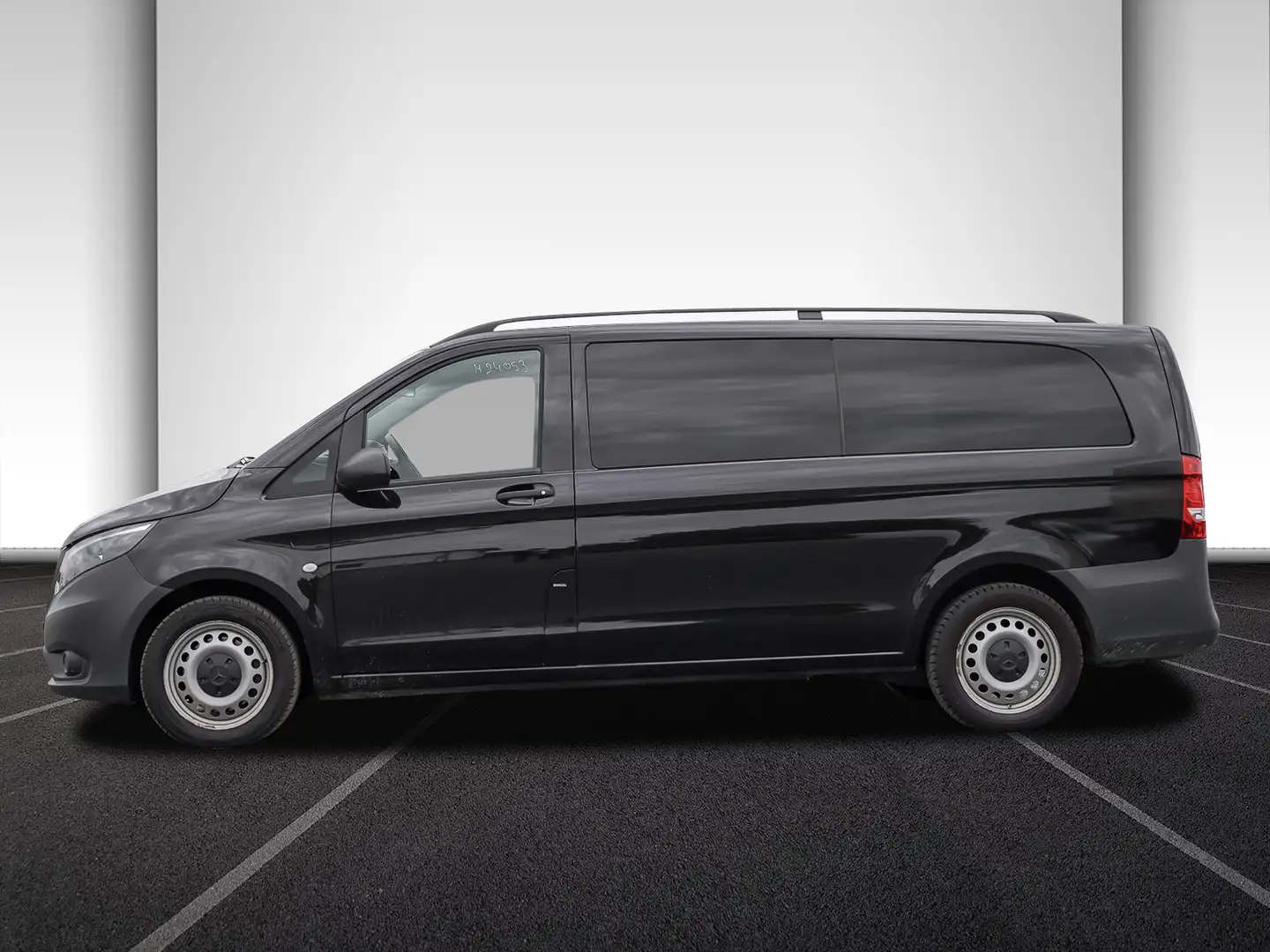 Mercedes-Benz Vito 116TourerPro Kombi,Extralang,2xKlima,9Sitze Noir - 2
