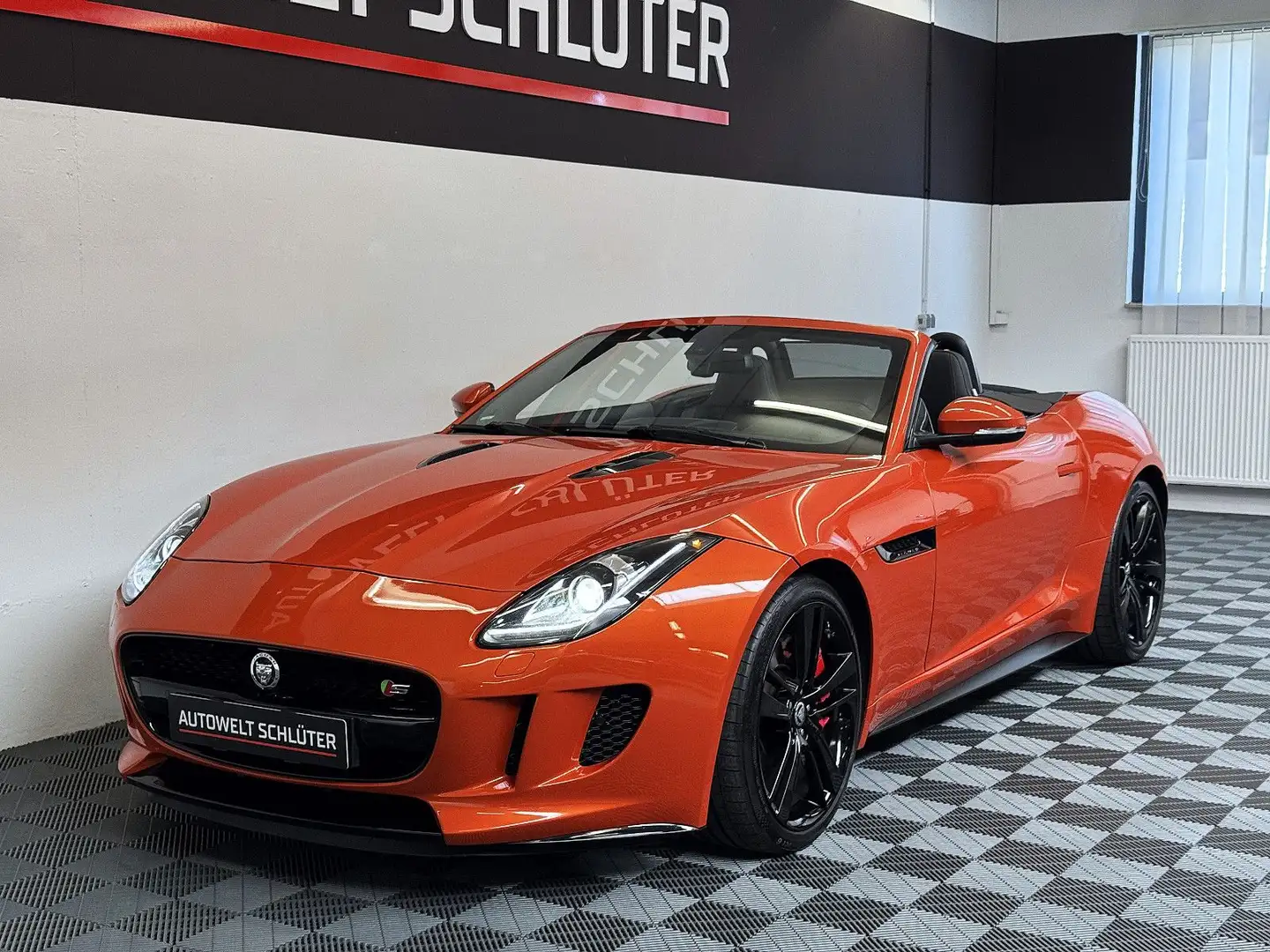 Jaguar F-Type 5.0 L V8 S Kompressor *Navi*Leder*LHZG* Orange - 2