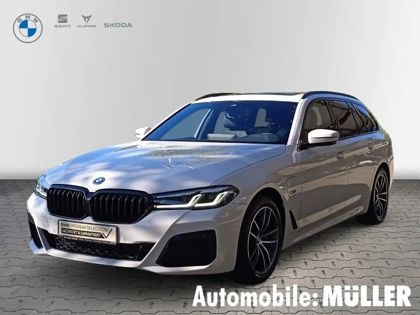 BMW 530 e Touring*MSport*AHK*DAB*Ad.LED*Panorama* Weiß - 1