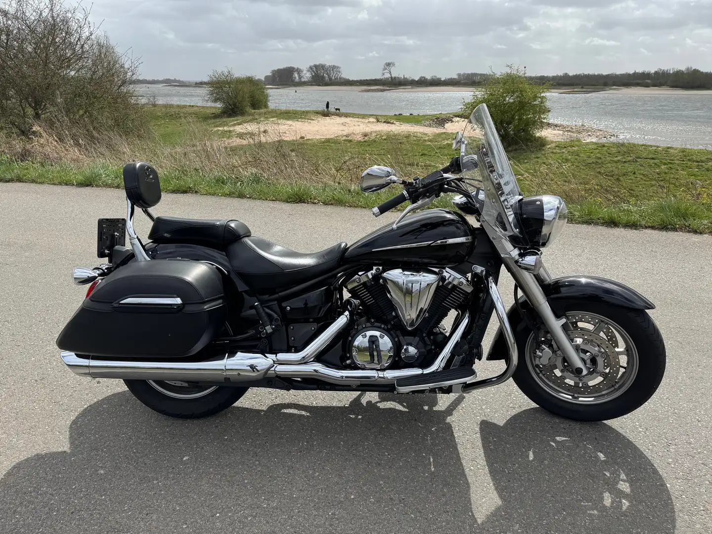 Yamaha XVS 1300 Midnight Star Černá - 1