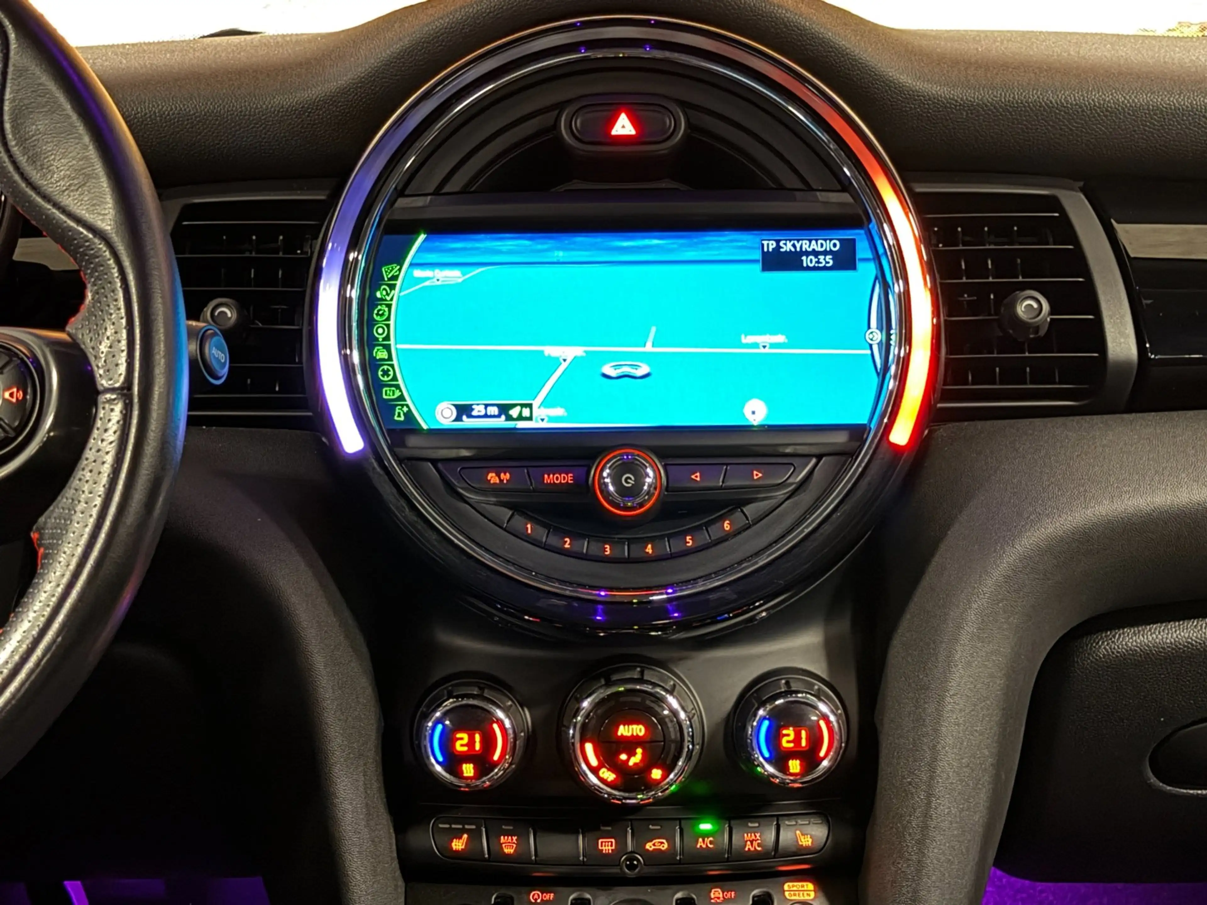 MINI John Cooper Works 1.5 Chili Serious Business JCW Automaat Navi LED P — photo 7