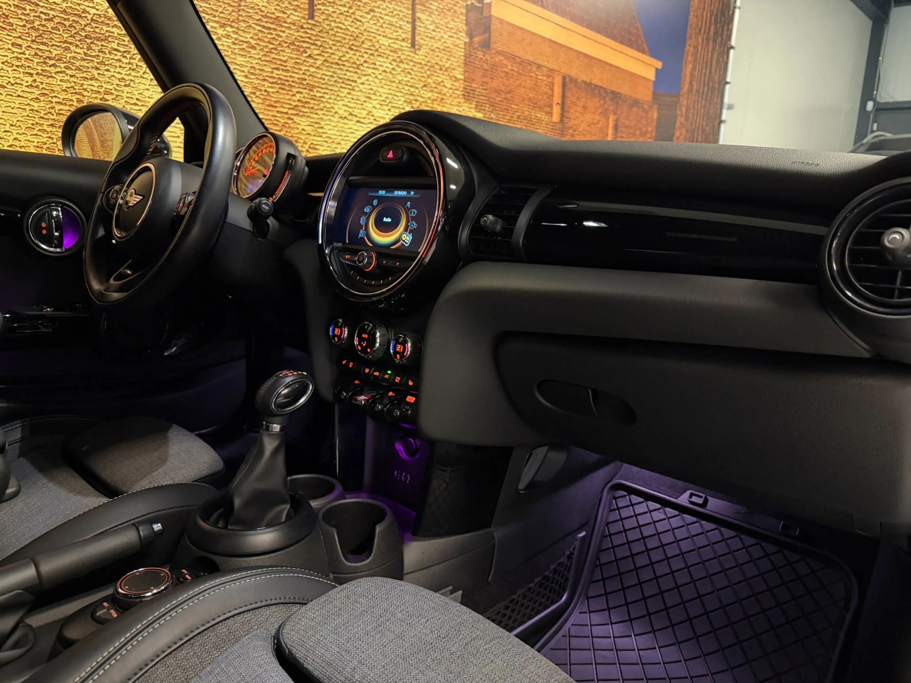 MINI John Cooper Works 1.5 Chili Serious Business JCW Automaat Navi LED P — photo 14