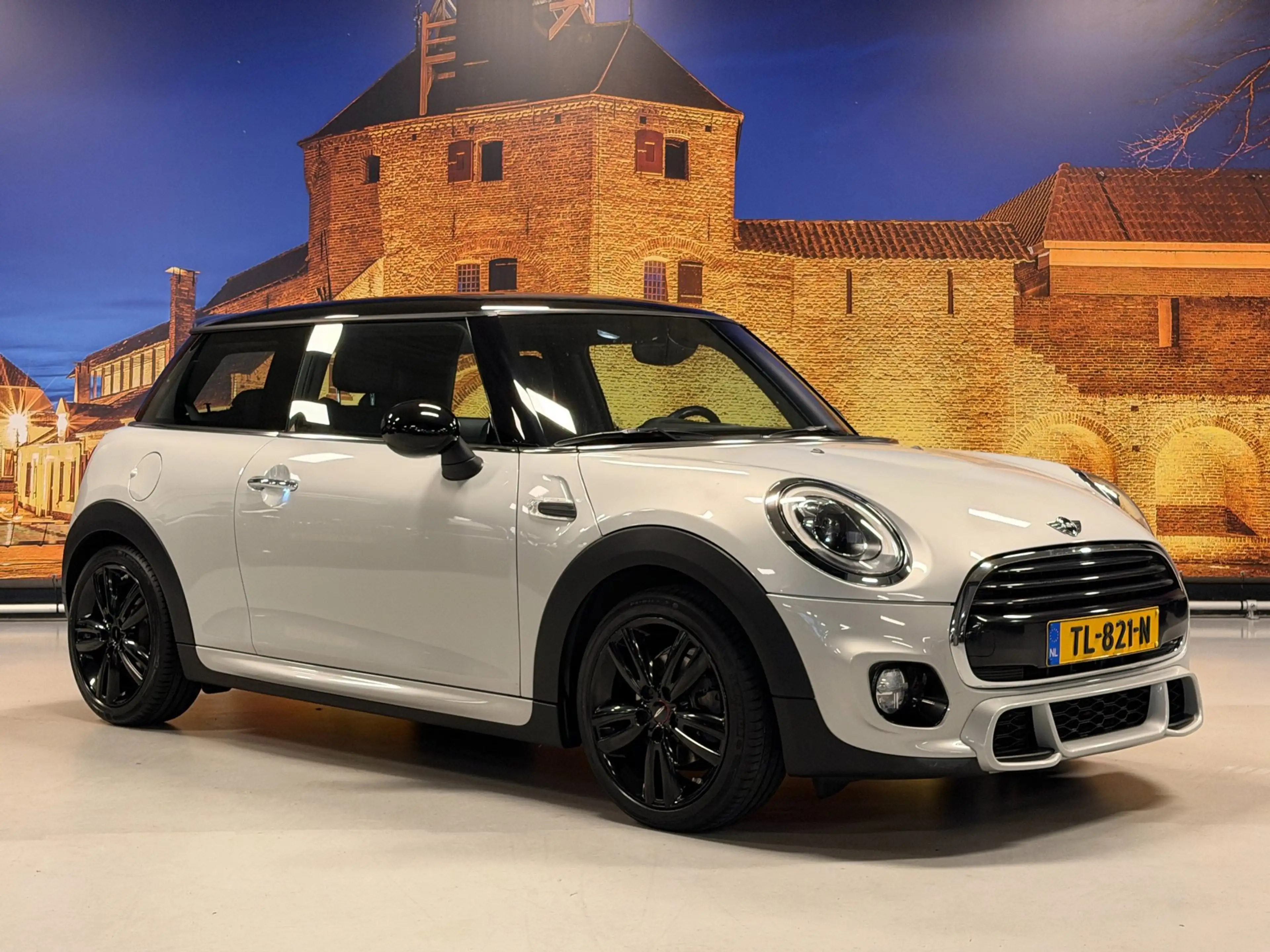 MINI John Cooper Works 1.5 Chili Serious Business JCW Automaat Navi LED P — photo 13