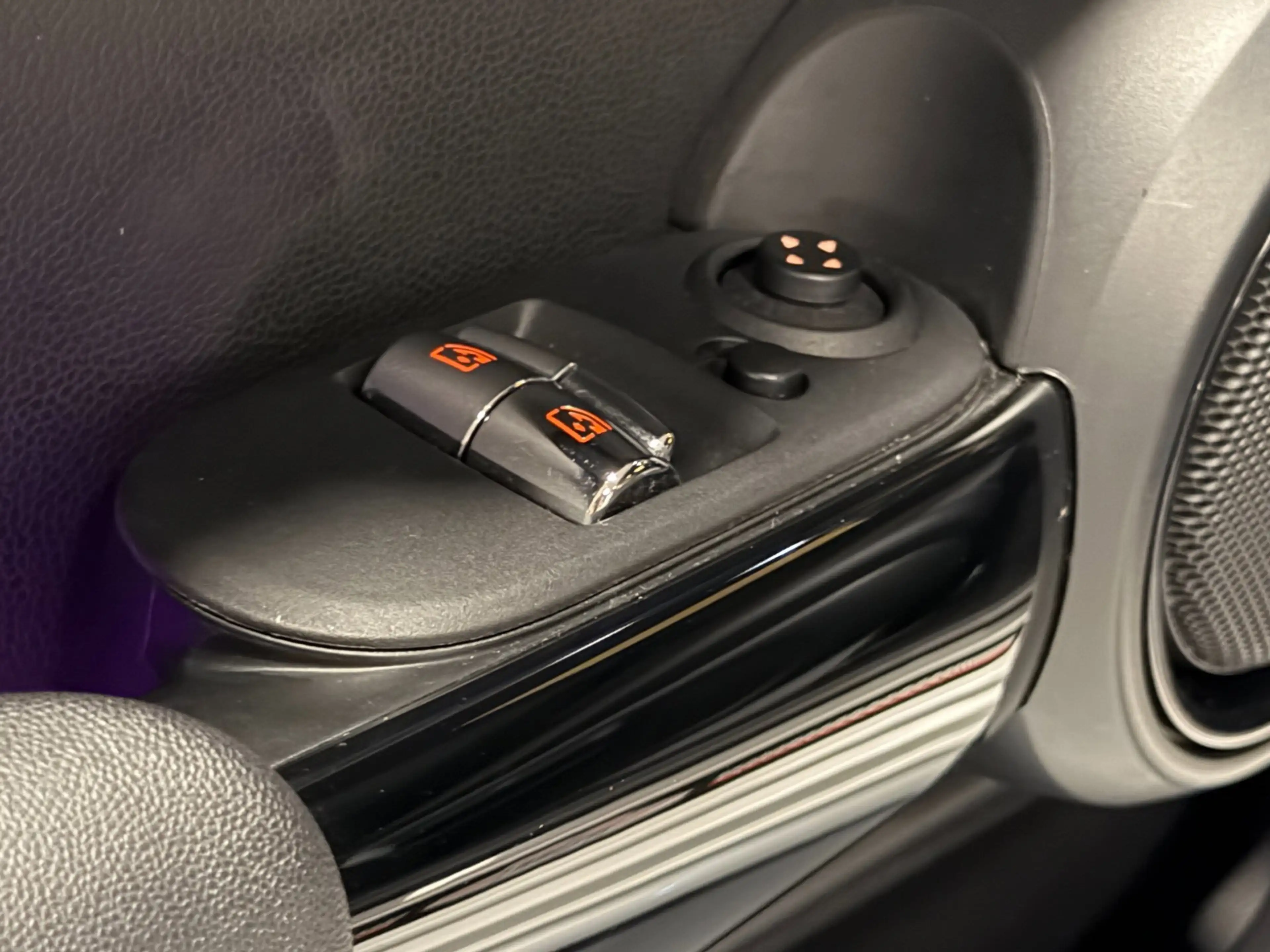 MINI John Cooper Works 1.5 Chili Serious Business JCW Automaat Navi LED P — photo 31