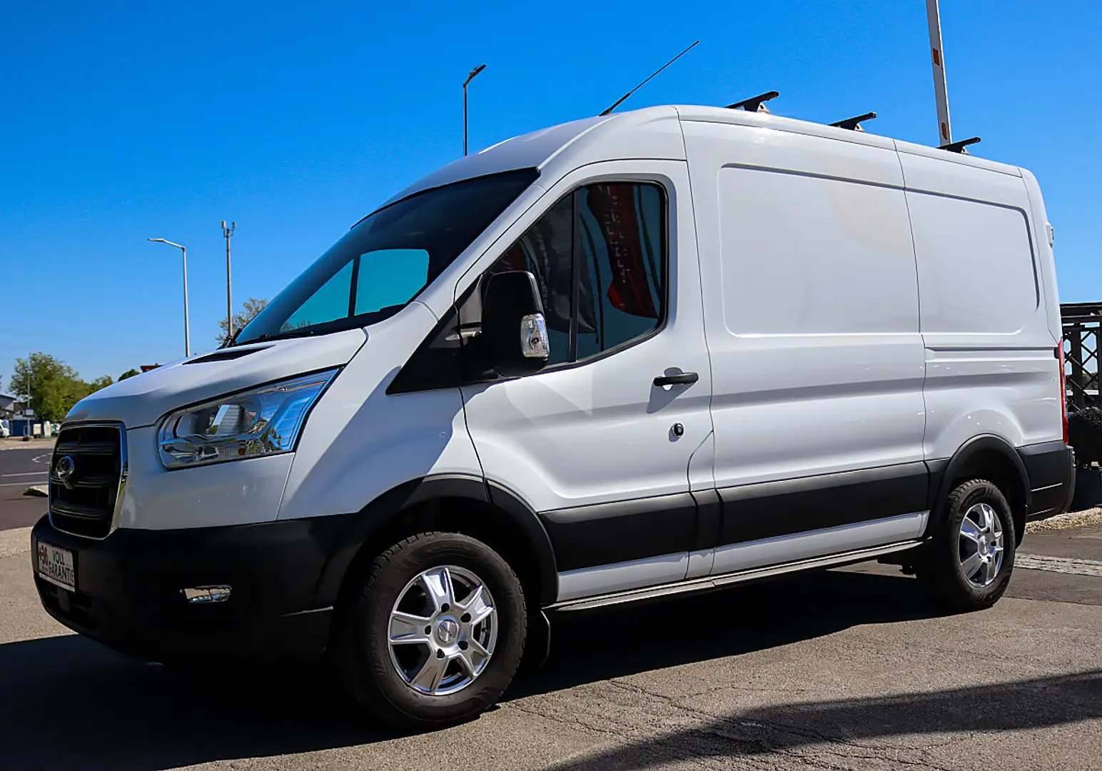 Ford Transit L2H2 350 netto 16.650.- NAVI PDC EXTRAS Weiß - 1
