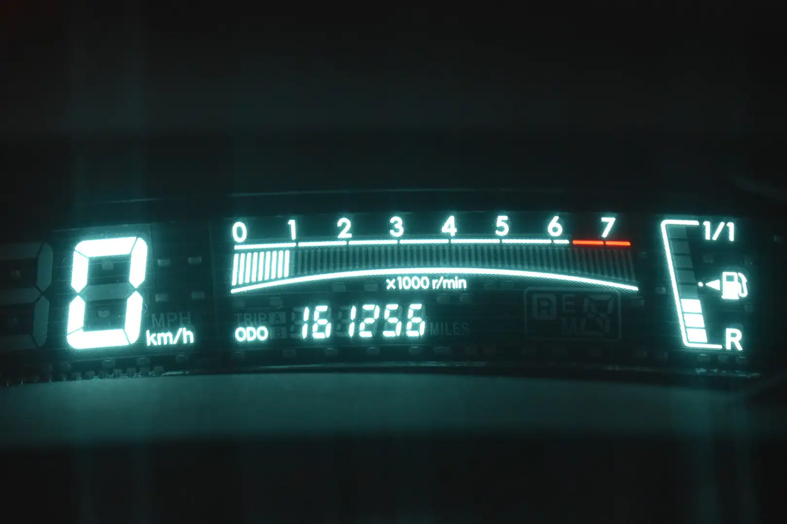 Toyota Yaris 1.0 VVTi Blauw - 2