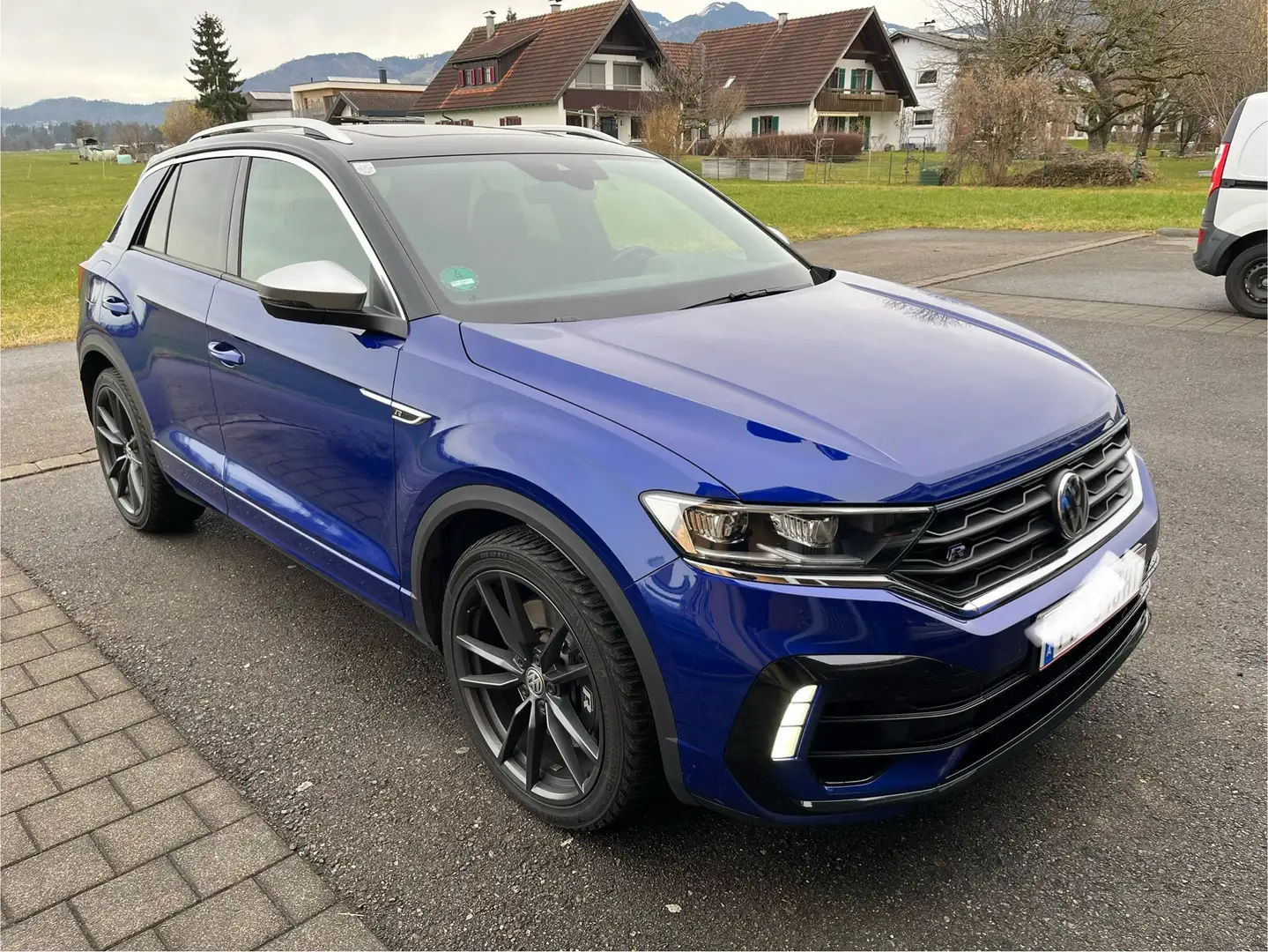 Volkswagen T-Roc R 2,0 TSI ACT 4Motion DSG Blau - 2