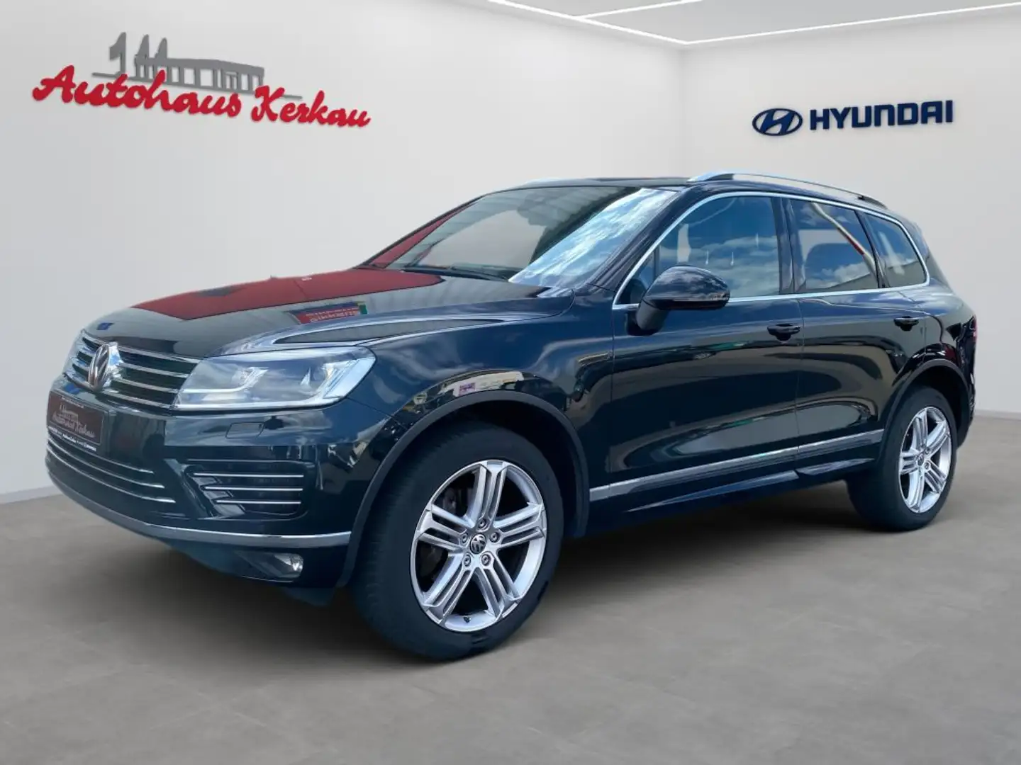 Volkswagen Touareg 3.0 V6 TDI + Paket:Memory + 8fach bereift - 1