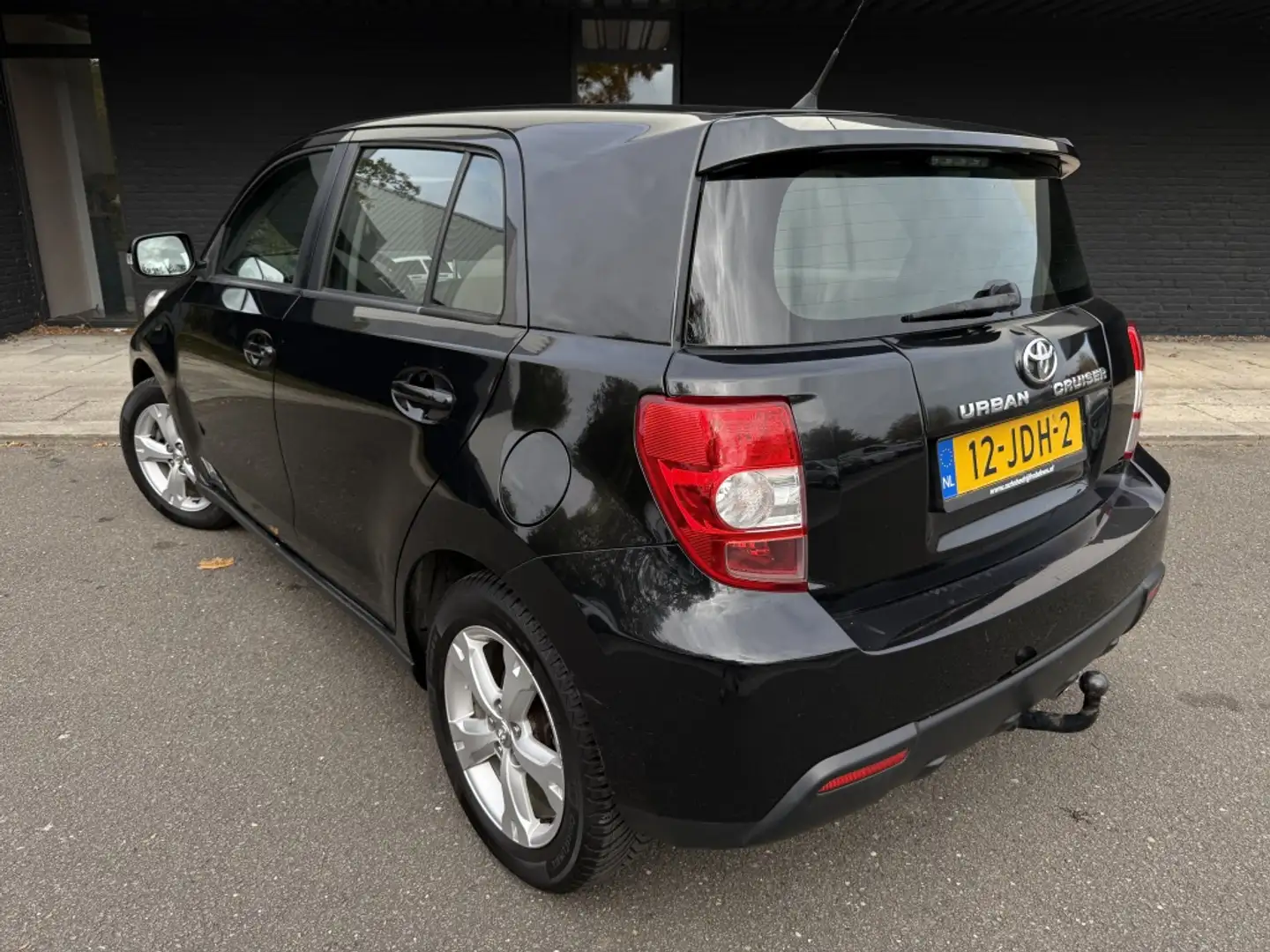 Toyota Urban Cruiser 1.3 VVT-i Aspiration Schwarz - 2