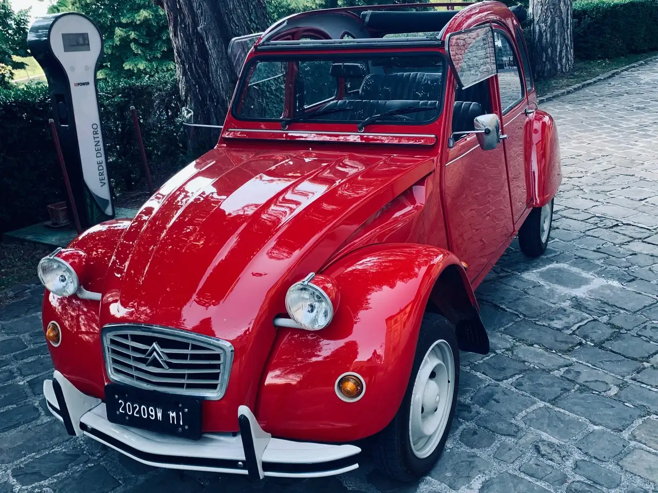 Citroen 2CV6 0.6 Special, foto 1