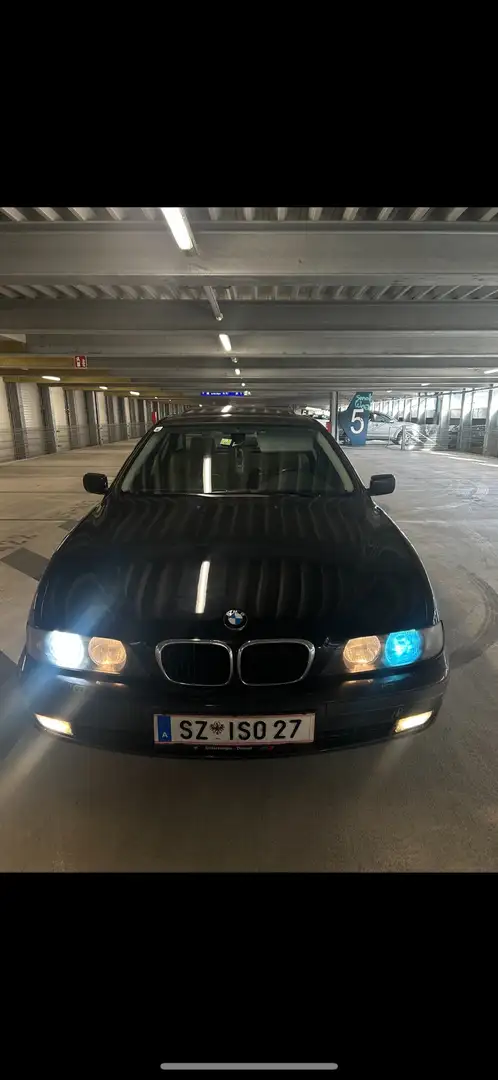 BMW 528 528i Aut. Negro - 2