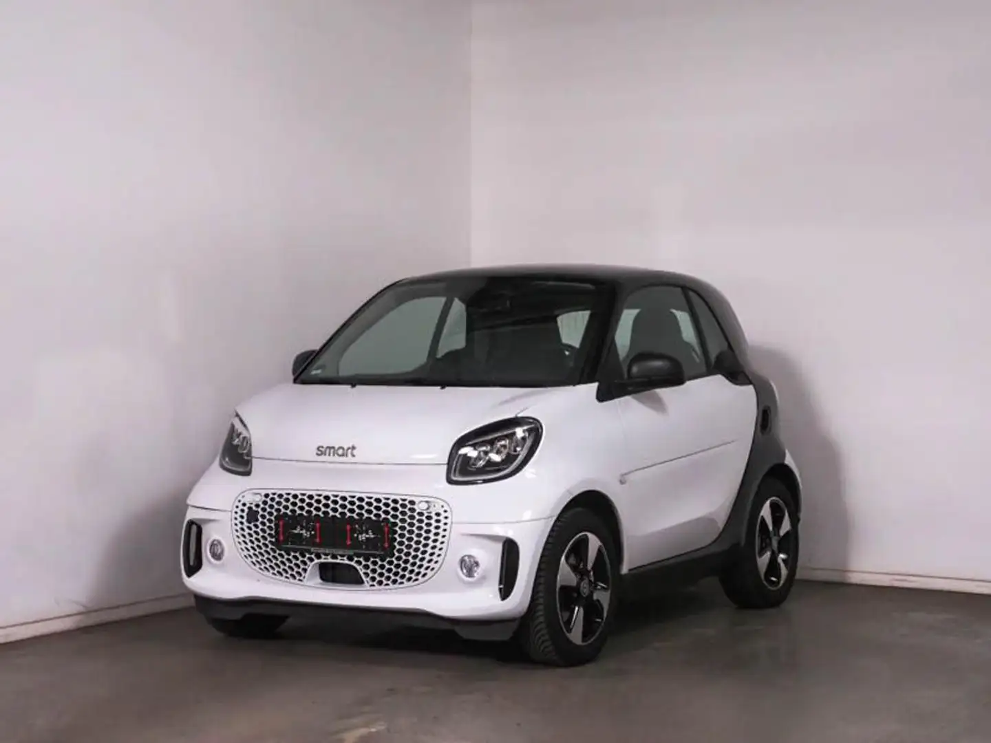smart forTwo EQ Passion Weiß - 1