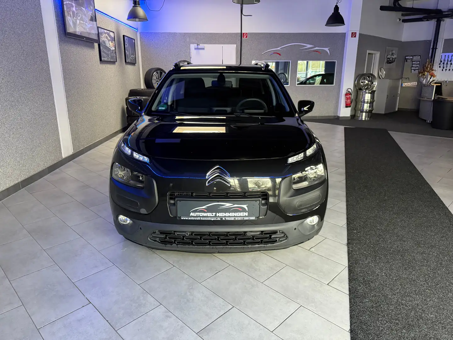 Citroen C4 Cactus 1.2 Shine*12M.Garantie*Finanzierung* Schwarz - 2
