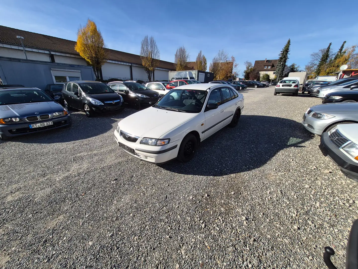 Mazda 626 1.9 Comfort 1 HAND Weiß - 1