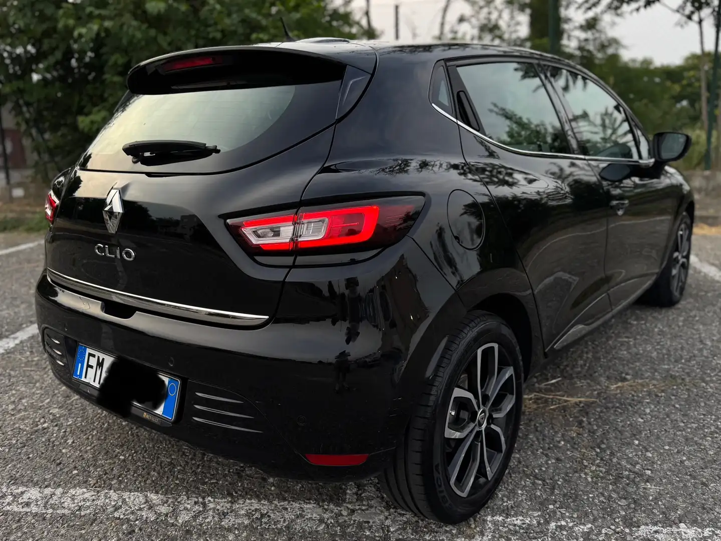 Renault Clio 0.9 tce energy Intens 90cv Nero - 2