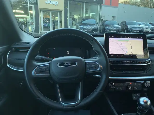 Jeep Compass view 11