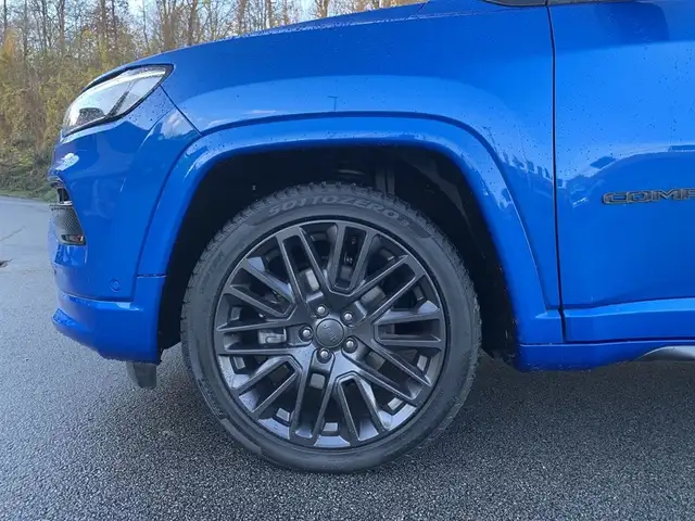 Jeep Compass view 6