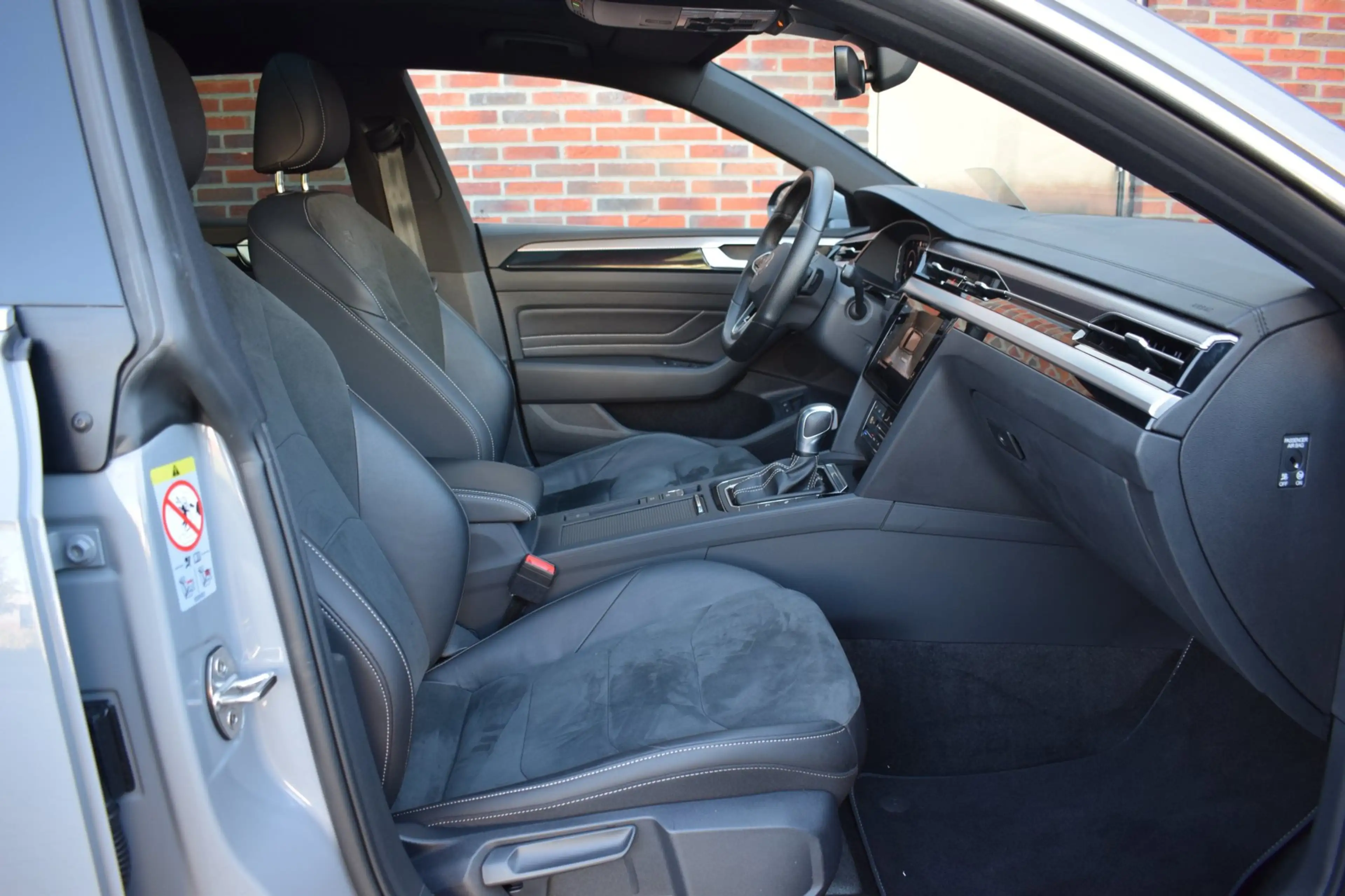 Volkswagen Arteon Shooting Brake 1.4 TSI eHybrid R-Line Business+ SO — photo 10
