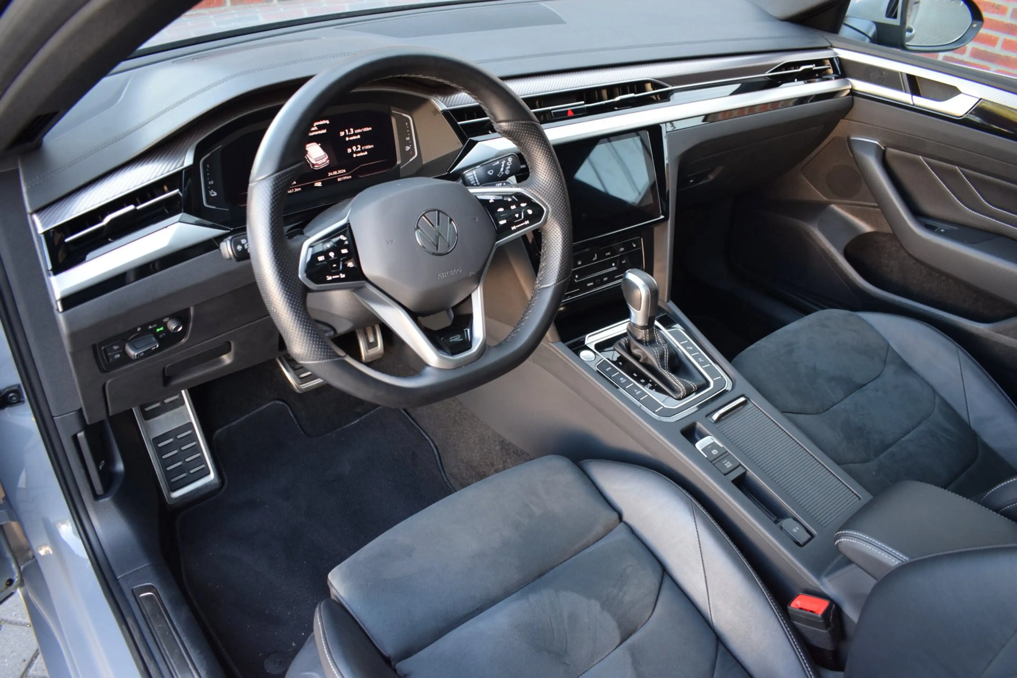 Volkswagen Arteon Shooting Brake 1.4 TSI eHybrid R-Line Business+ SO — photo 48