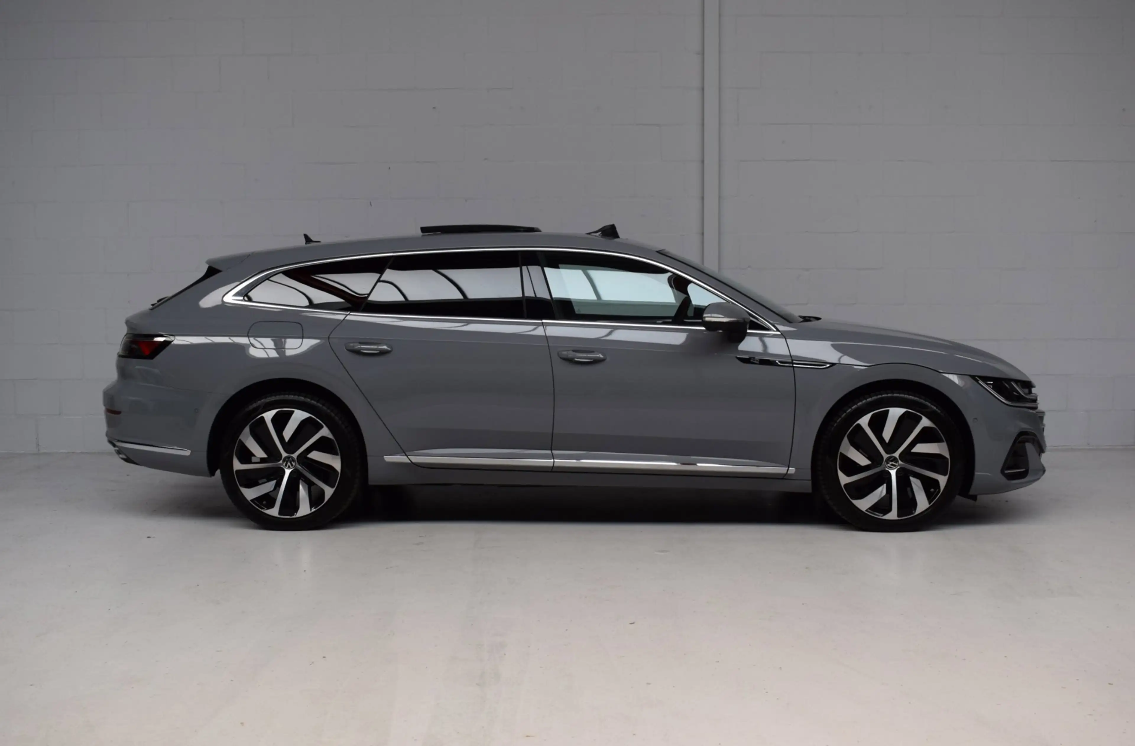 Volkswagen Arteon Shooting Brake 1.4 TSI eHybrid R-Line Business+ SO — photo 37