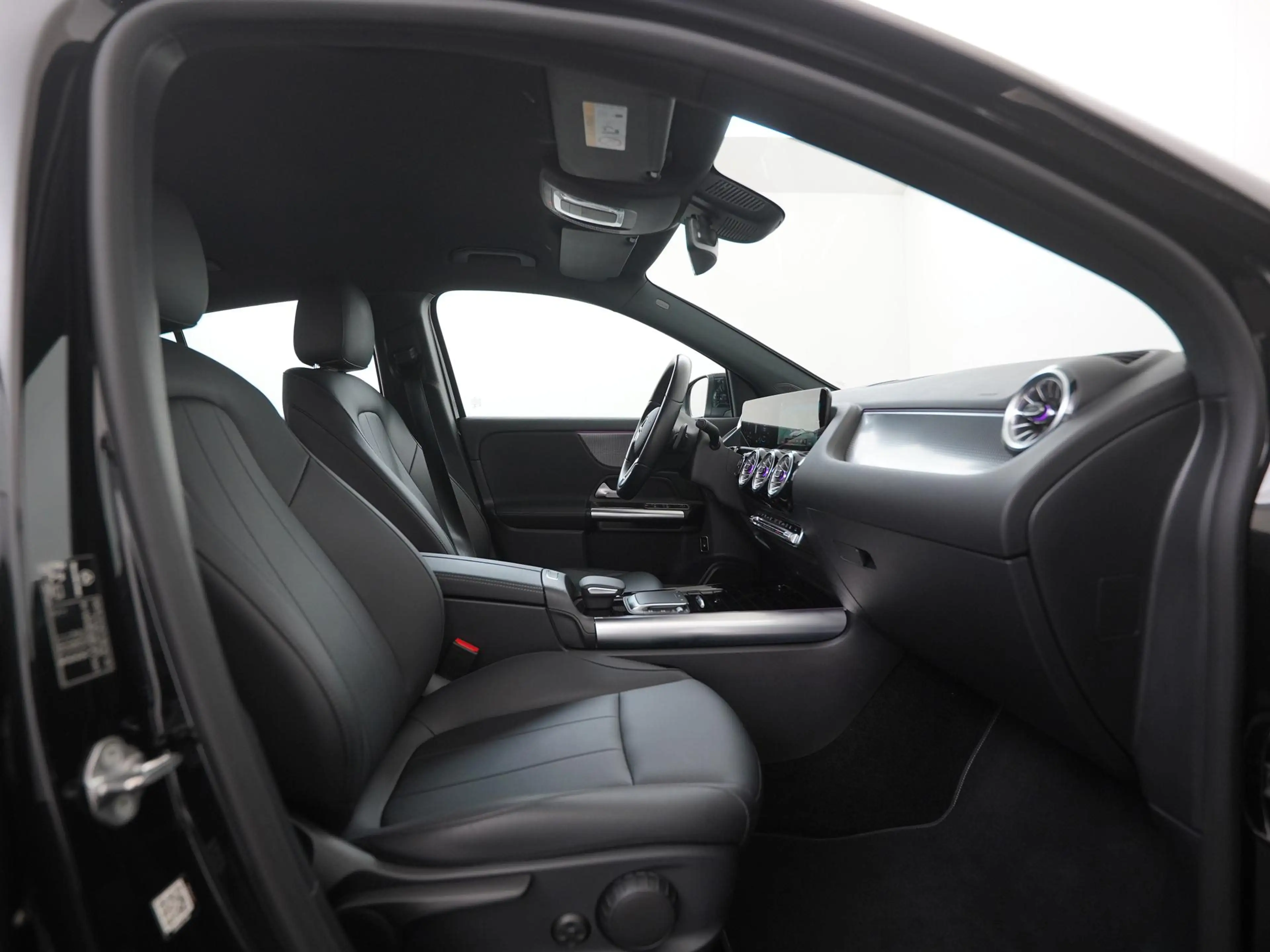 Mercedes-Benz GLA 250 250e Business Line | Trekhaak | Leder | Widescreen — photo 3