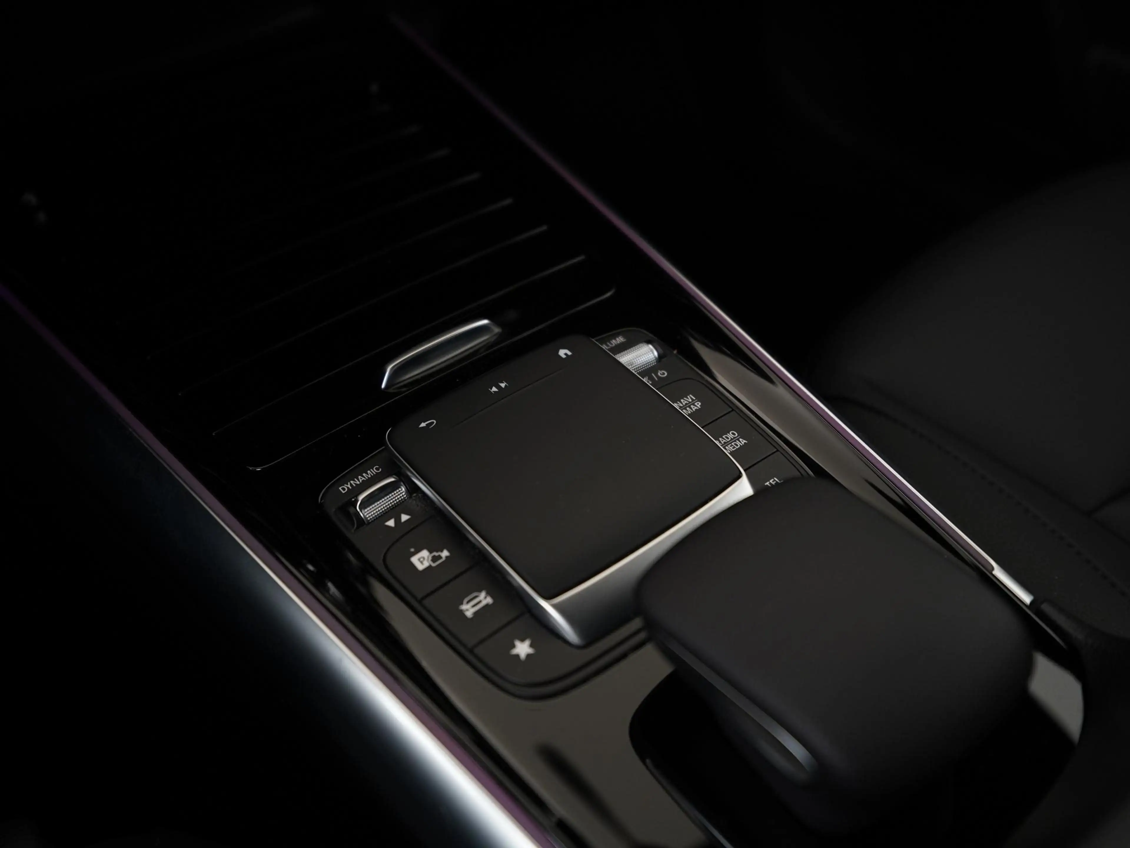 Mercedes-Benz GLA 250 250e Business Line | Trekhaak | Leder | Widescreen — photo 11