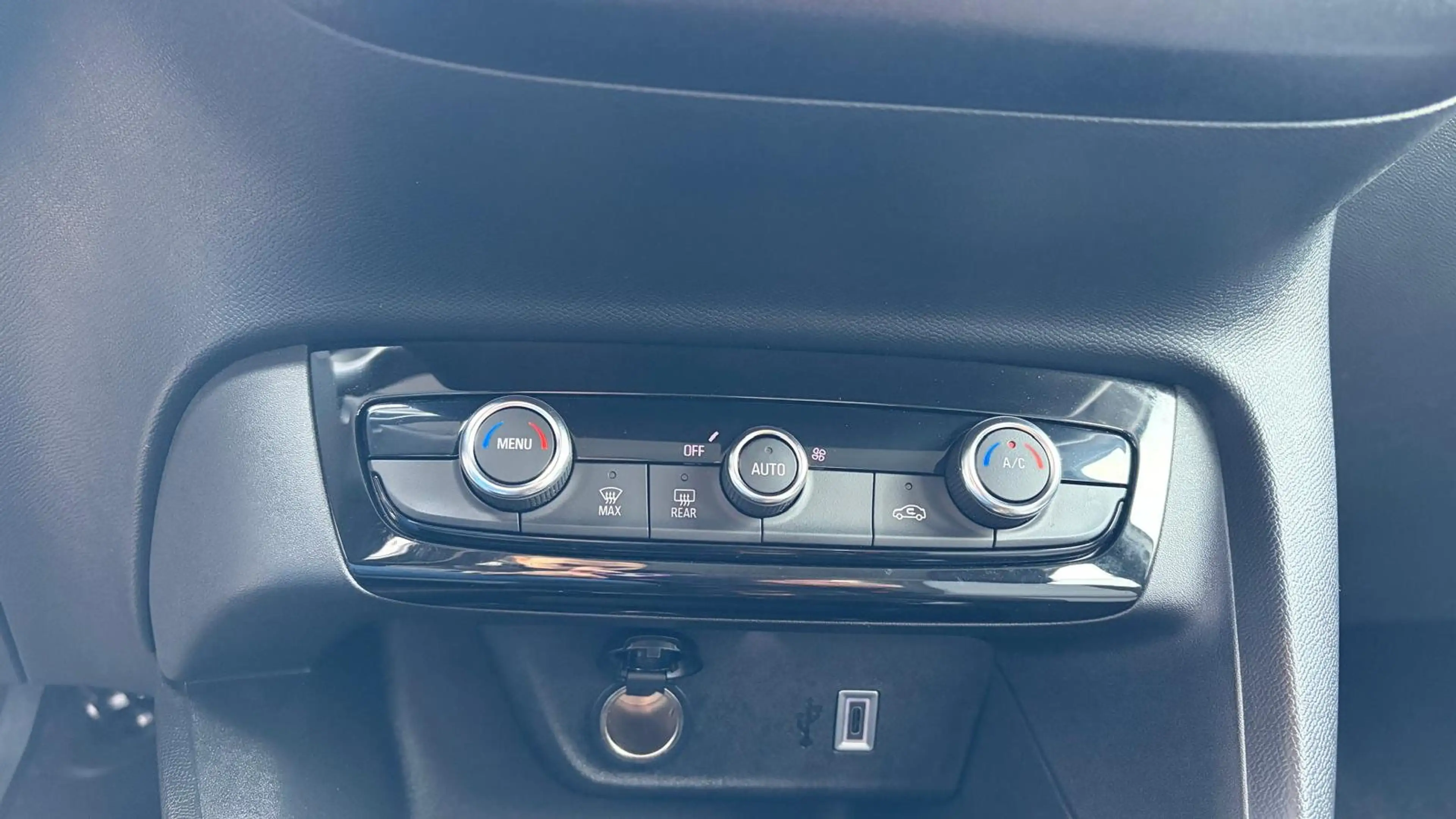 Opel Corsa-e Electric Corsa-e 50KWH 136PK BUSINESS EDITION SOH — photo 31