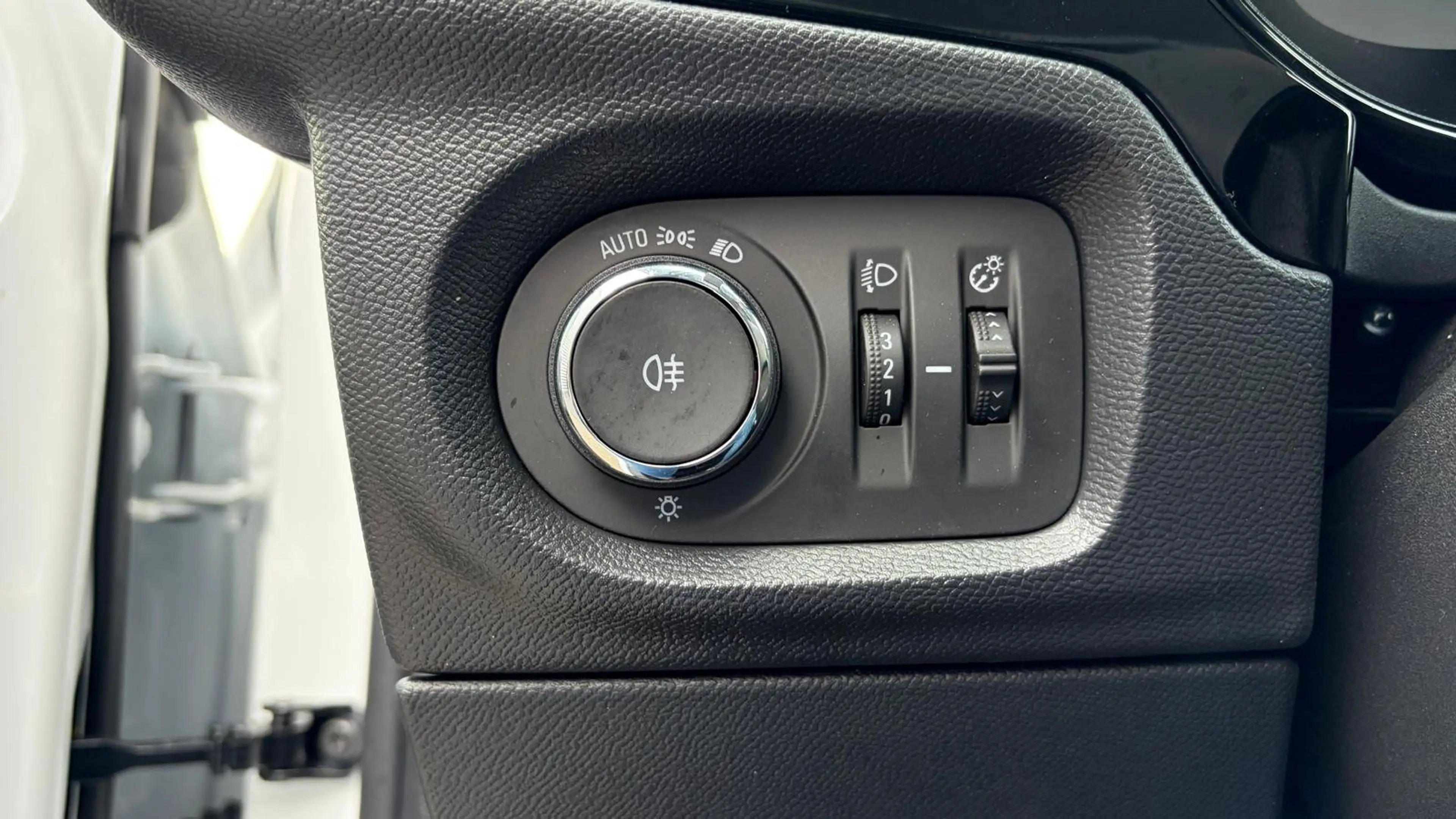 Opel Corsa-e Electric Corsa-e 50KWH 136PK BUSINESS EDITION SOH — photo 19