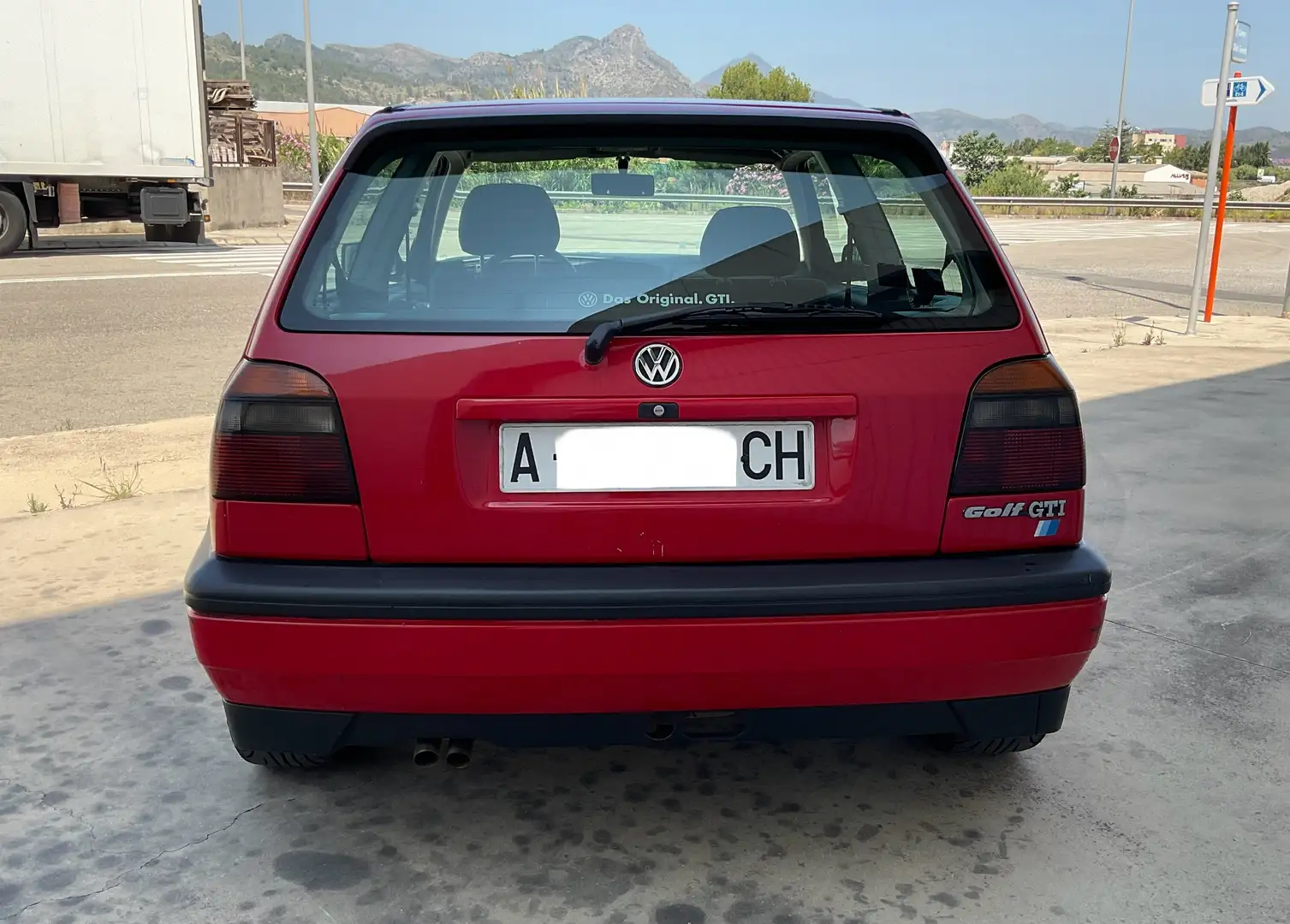 Volkswagen Golf GTI 2.0 GTi - 2