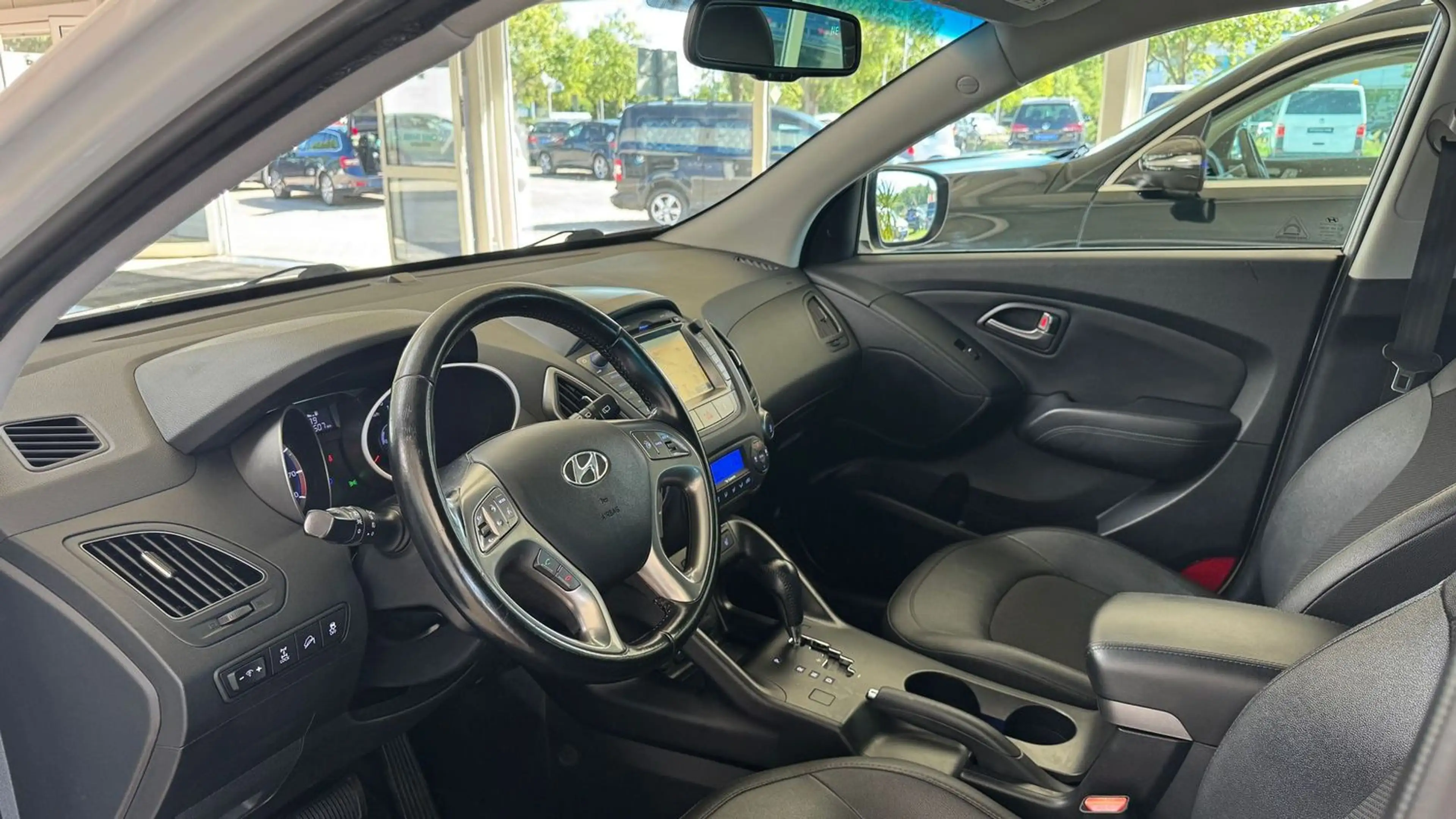 Hyundai iX35 Comfort 4x4/1.Hand/Automatik/Kamera — photo 10