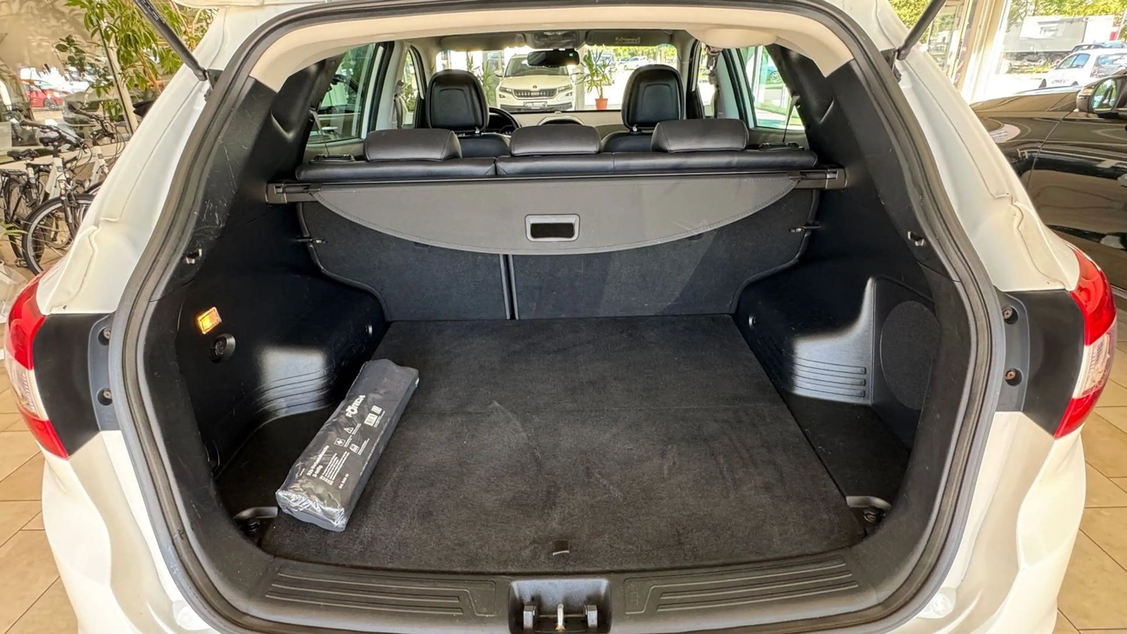 Hyundai iX35 Comfort 4x4/1.Hand/Automatik/Kamera — photo 7