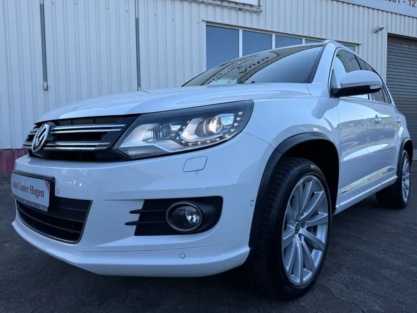 Volkswagen Tiguan 2.0 TDI 130kW DSG R-Line/4Motion/LED/KAM Weiß - 1