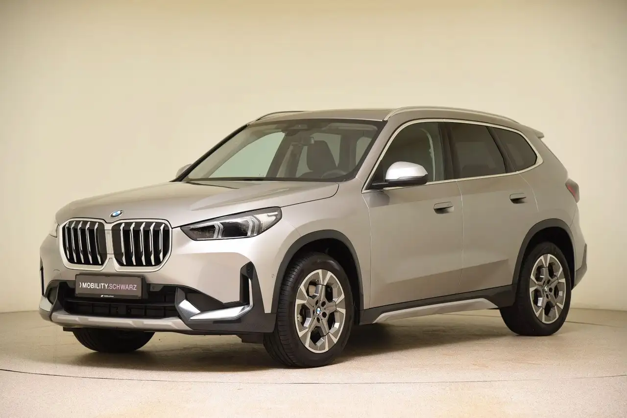 BMW X1 xDrive20d xLine DriveAss+ Pano LED H&K AHK