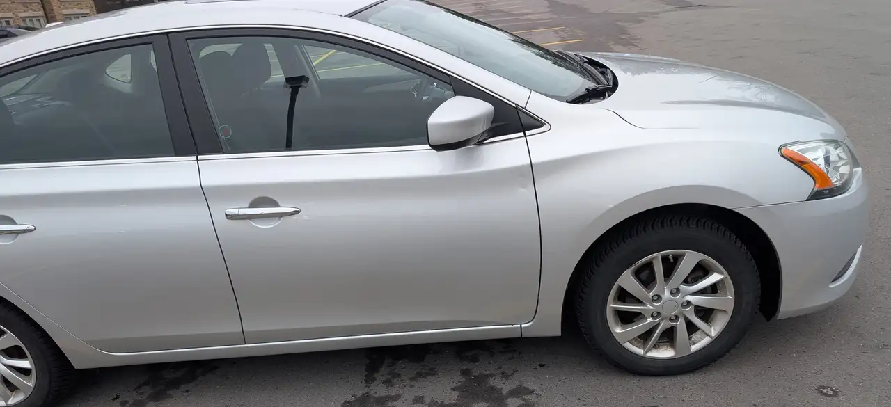 Nissan Sentra снимка Nissan Sentra