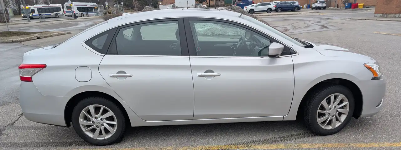 Nissan Sentra снимка Nissan Sentra