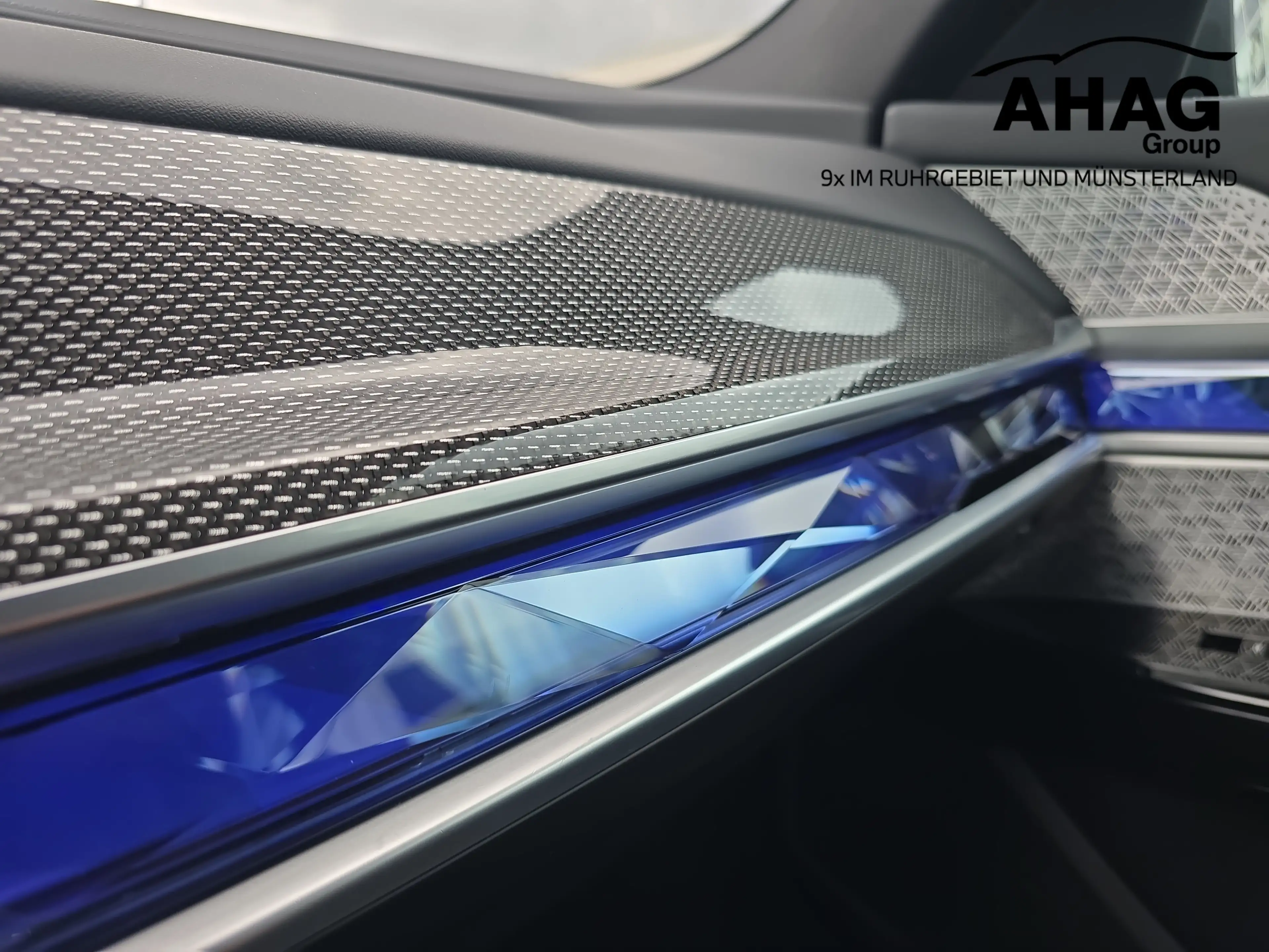 BMW i7 xDrive60 Limousine — photo 15