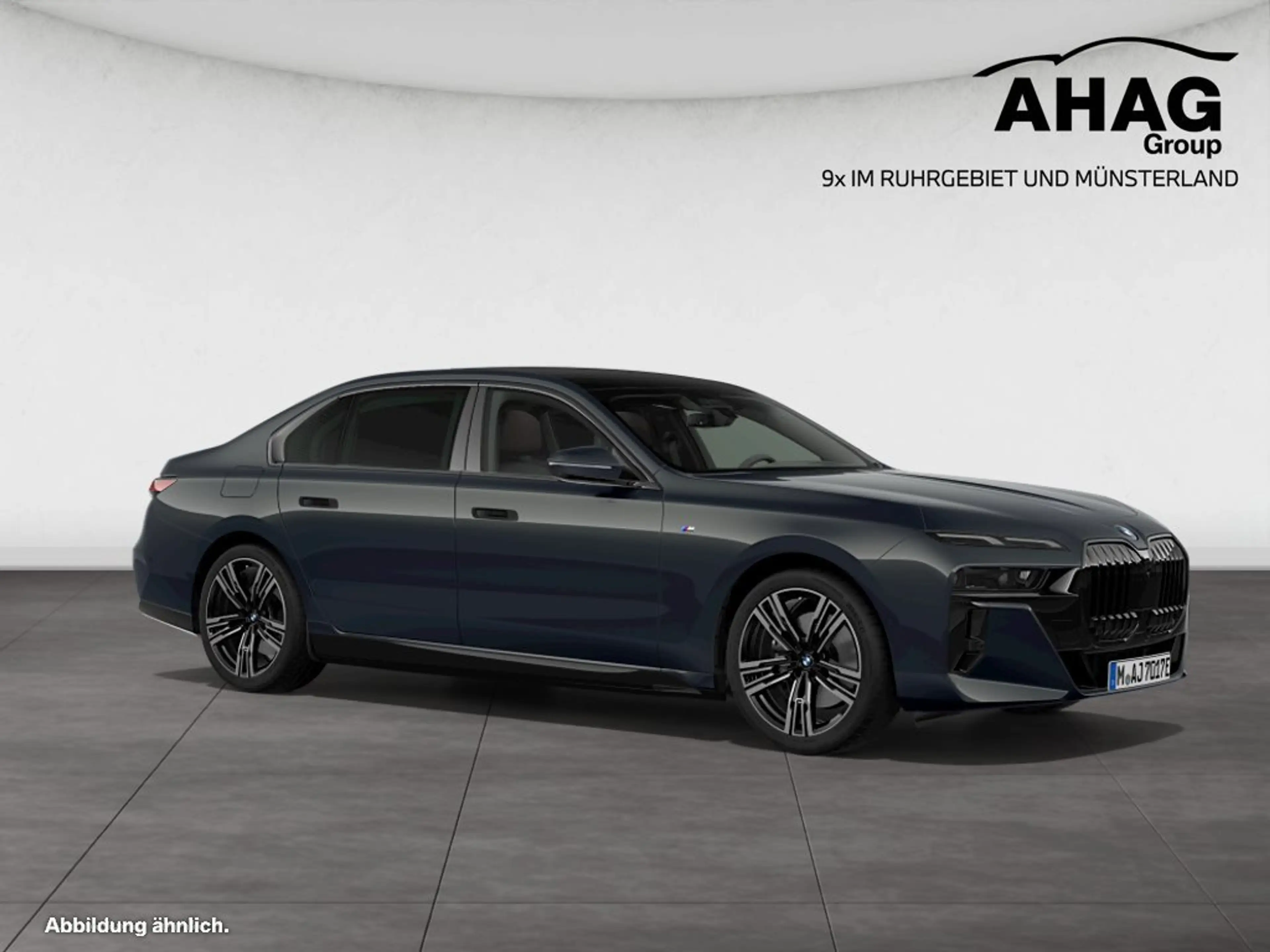 BMW i7 xDrive60 Limousine — photo 9