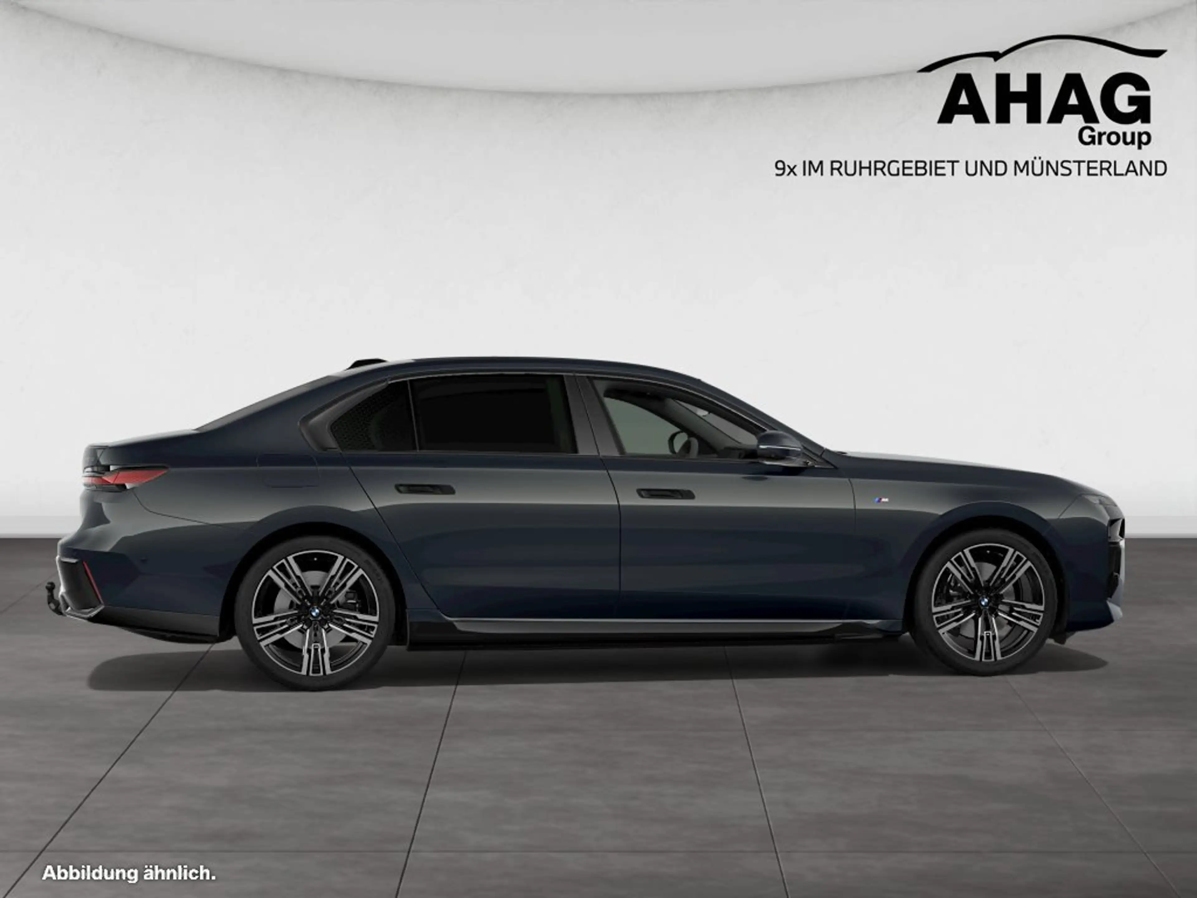 BMW i7 xDrive60 Limousine — photo 8