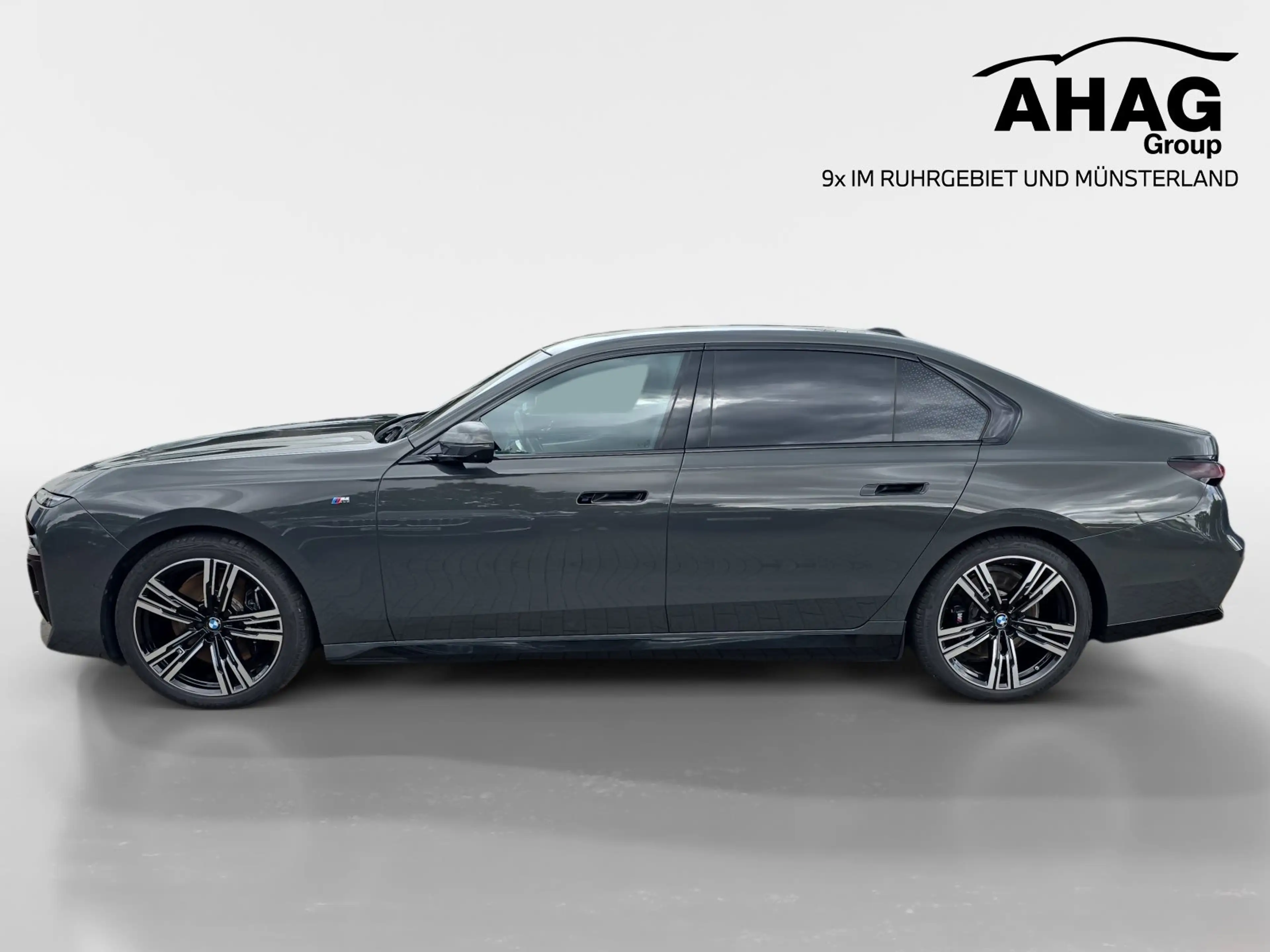 BMW i7 xDrive60 Limousine — photo 6