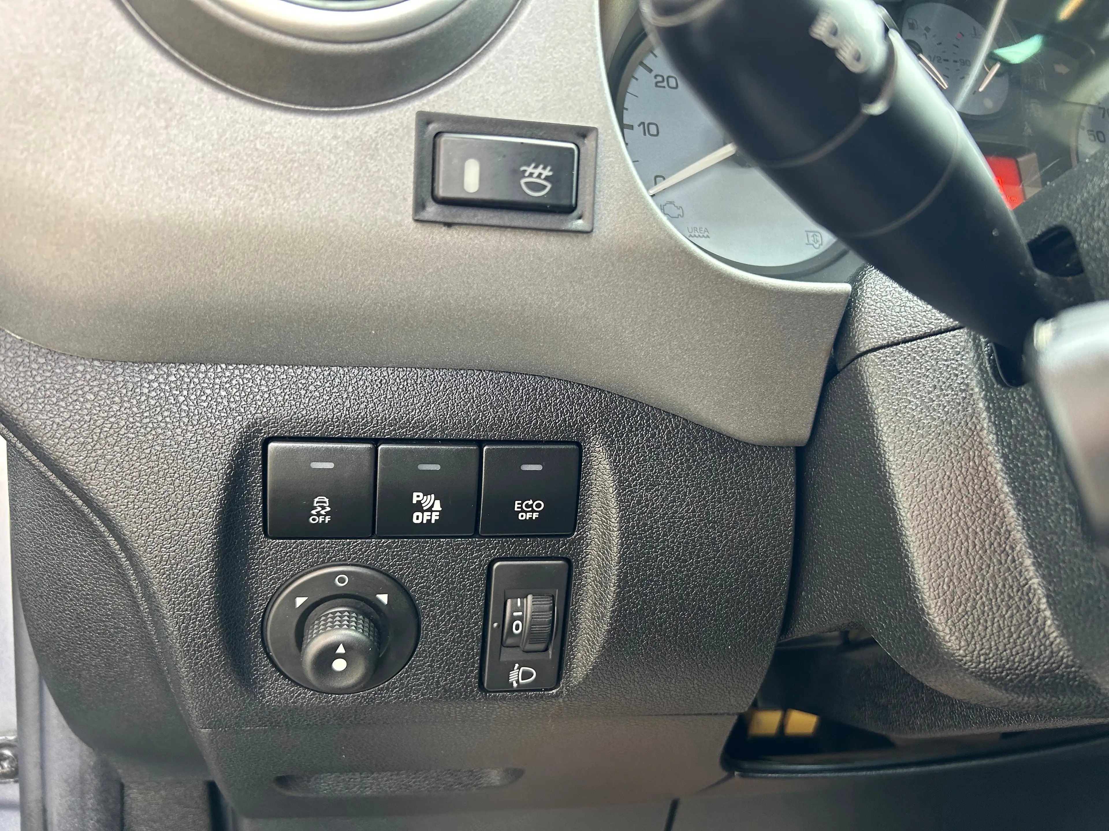 Peugeot Partner Tepee 1.6 BlueHDi 1ER PROPRIO AVEC SUIVI D'ENTRETIEN *** CLIM/CAPTEURS/GPS *** — photo 13